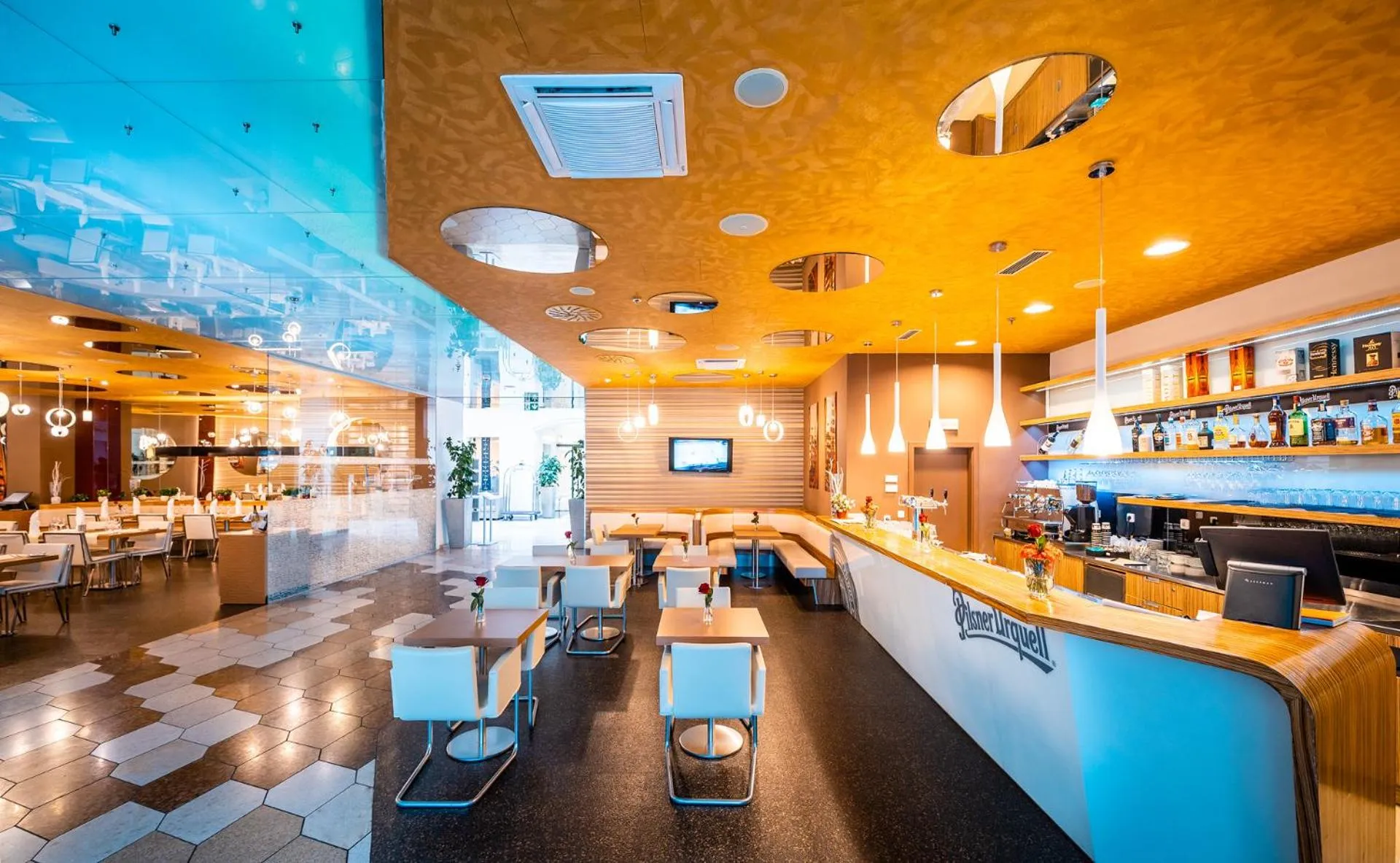 Restaurant/places to eat in Grandior Hotel Prague