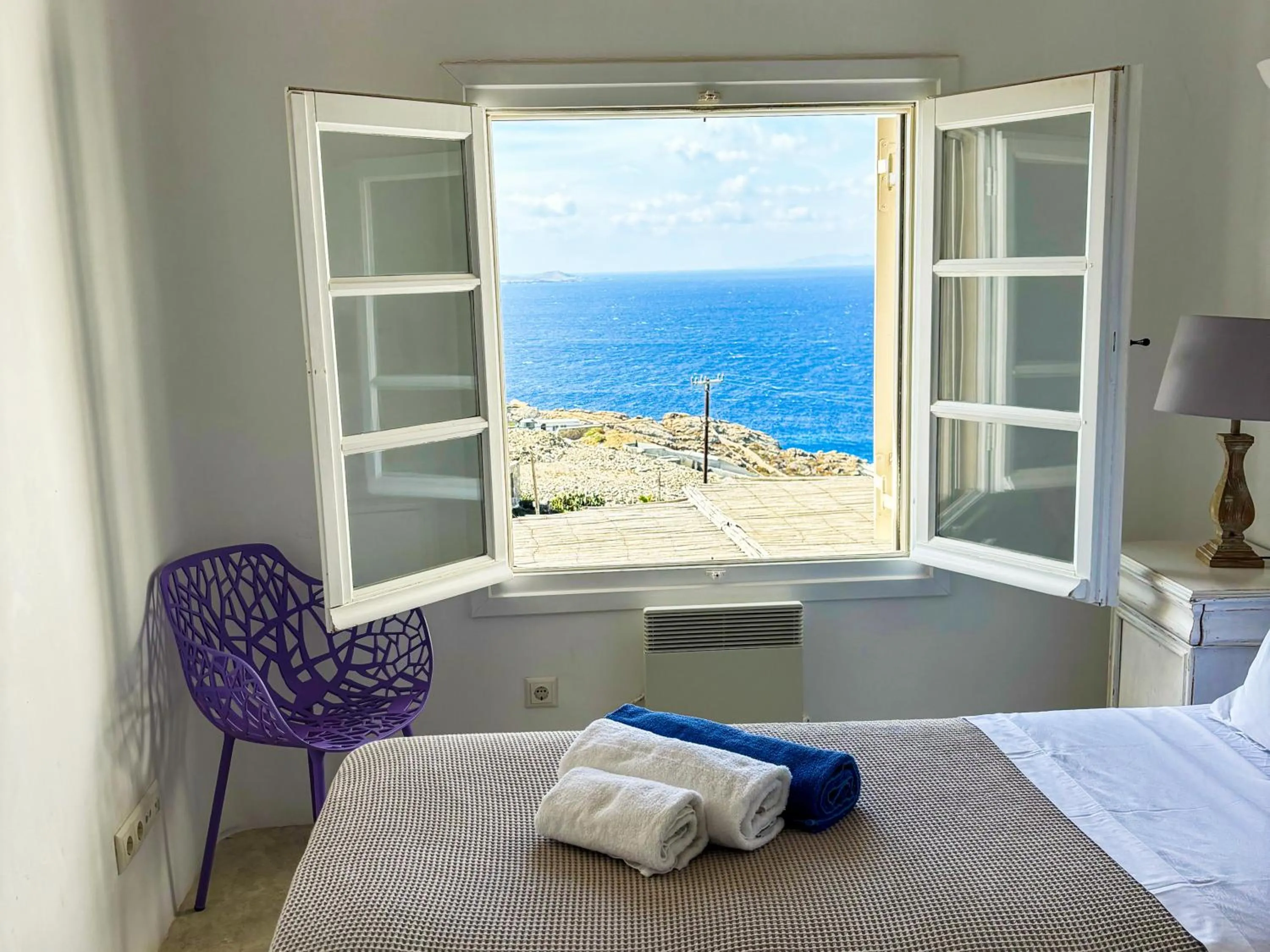 Bedroom in White Rock Suites & Villas