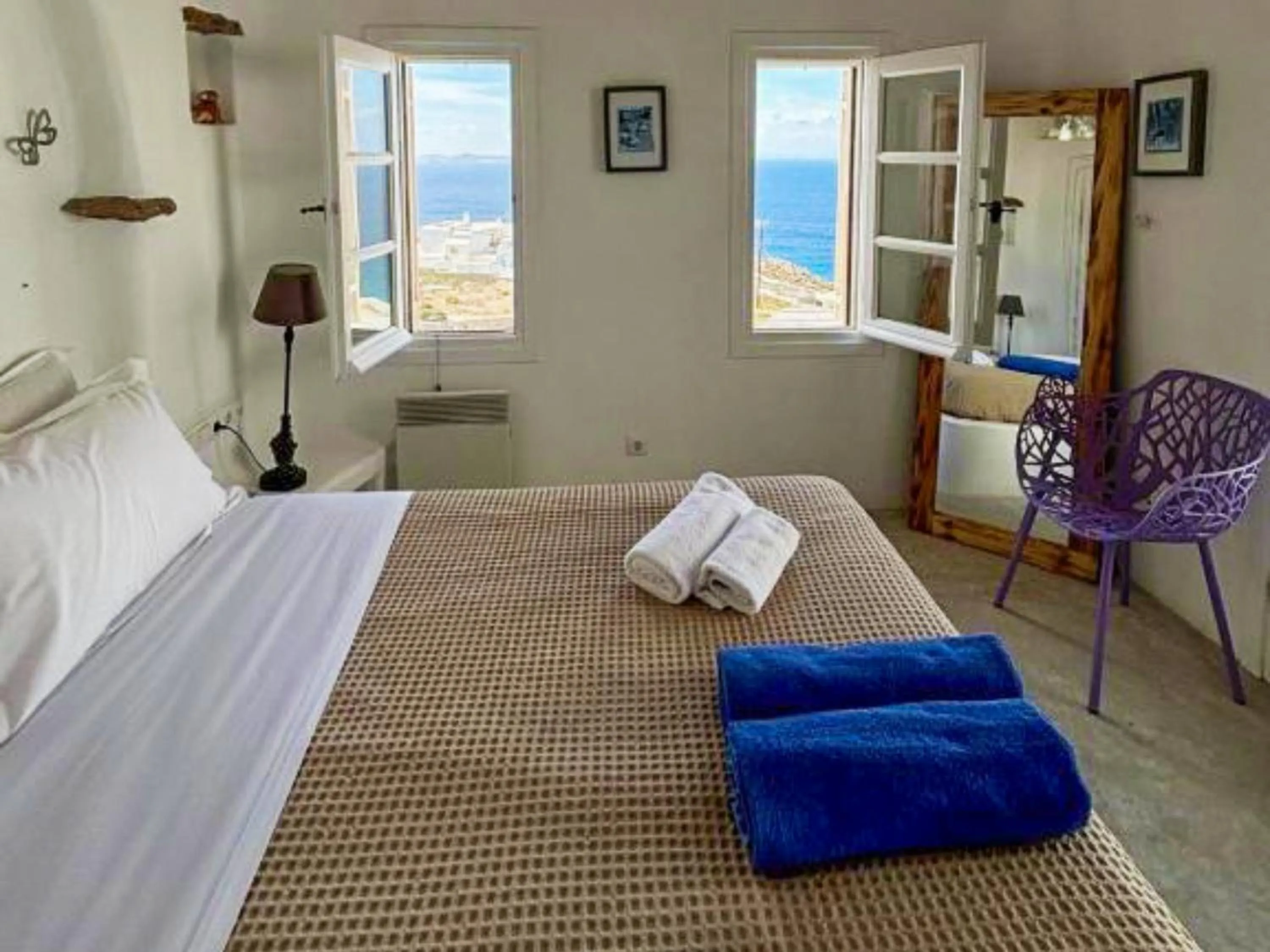 Bedroom in White Rock Suites & Villas