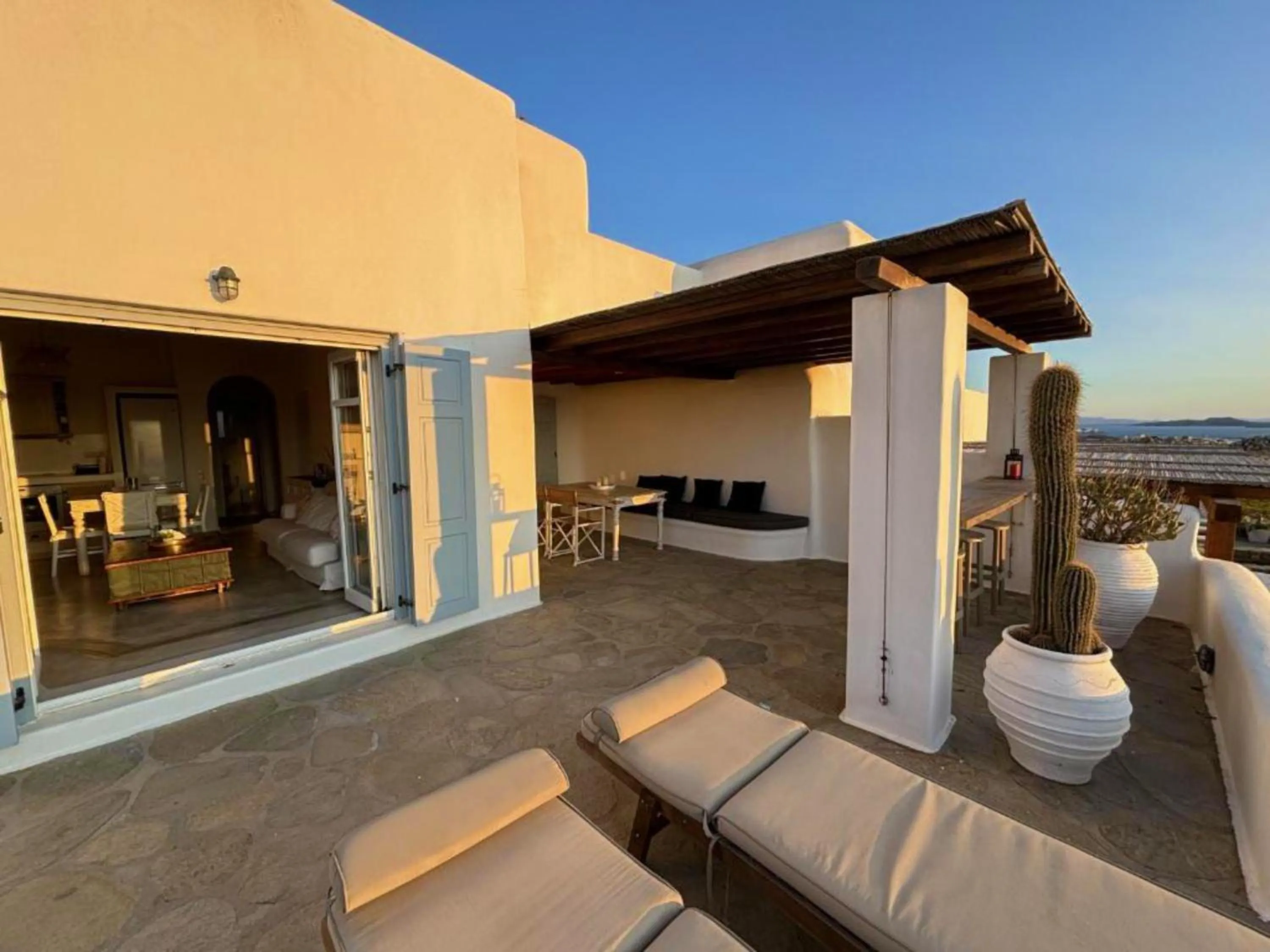 Balcony/Terrace in White Rock Suites & Villas
