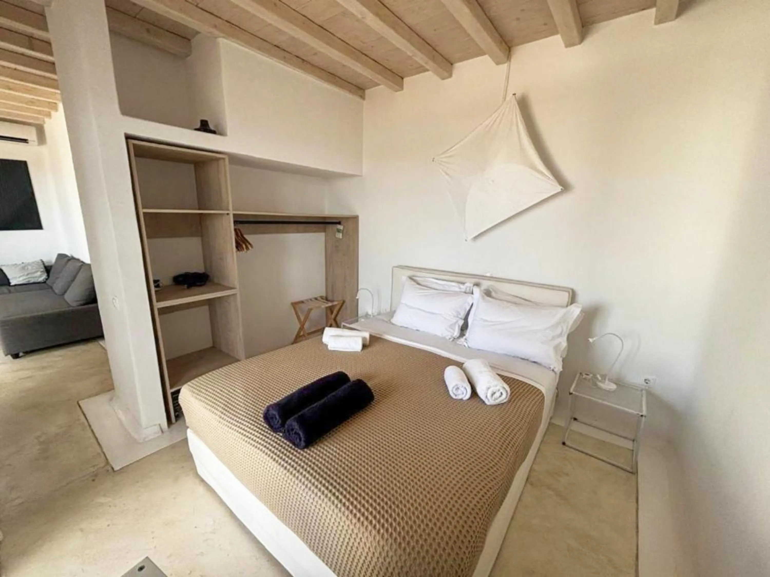 Bedroom in White Rock Suites & Villas