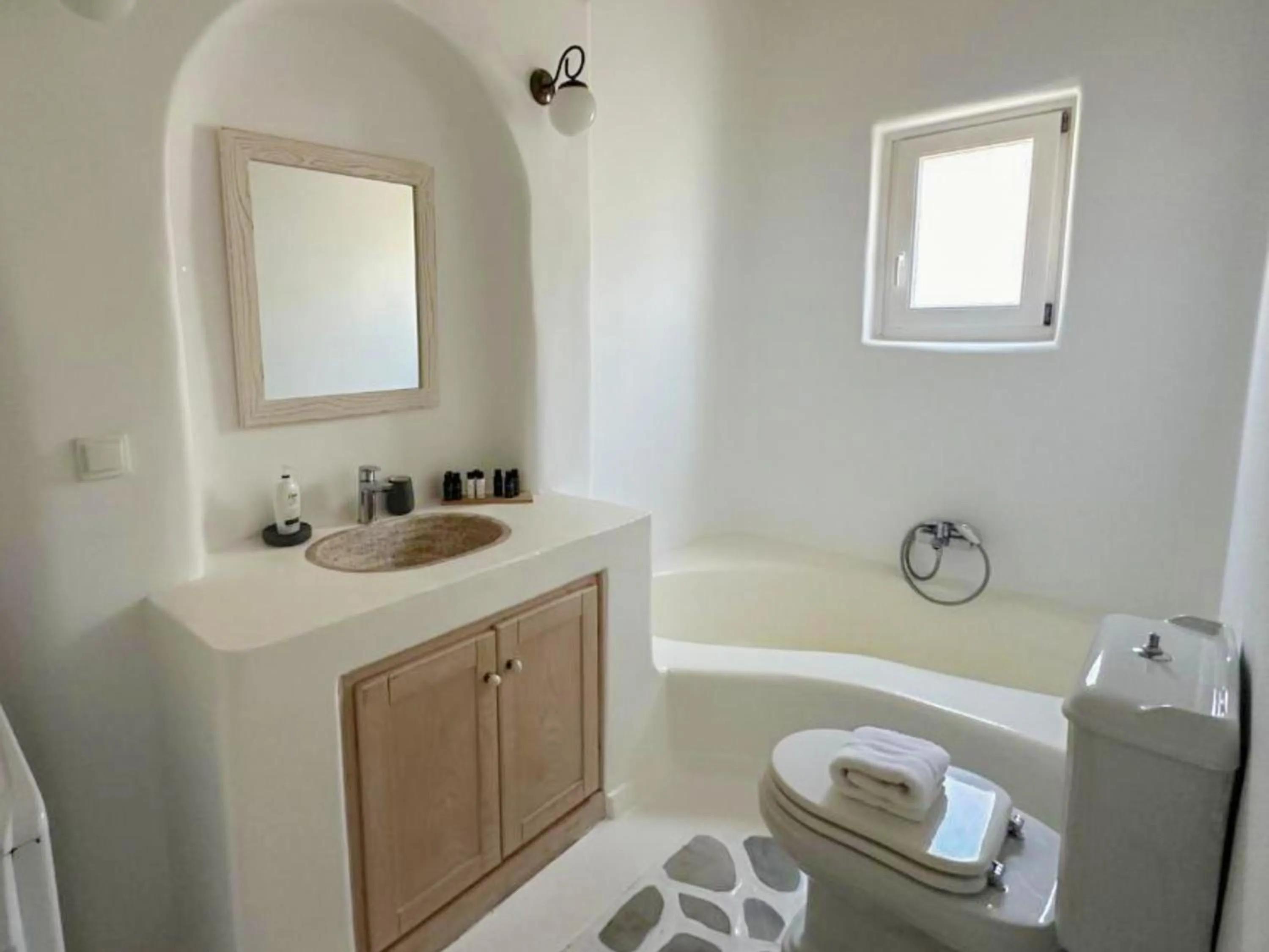 Shower in White Rock Suites & Villas