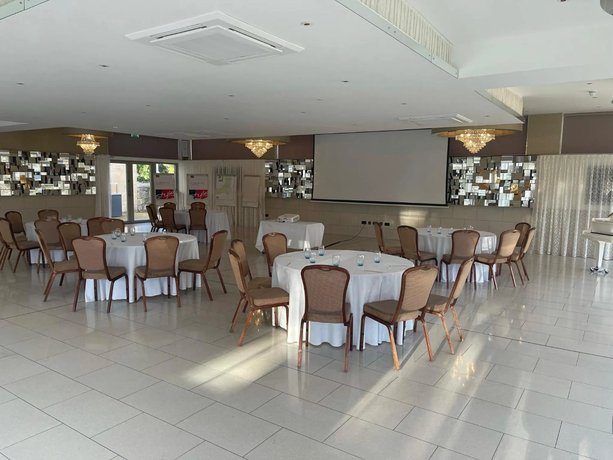 Business facilities in The Mansefield Hotel