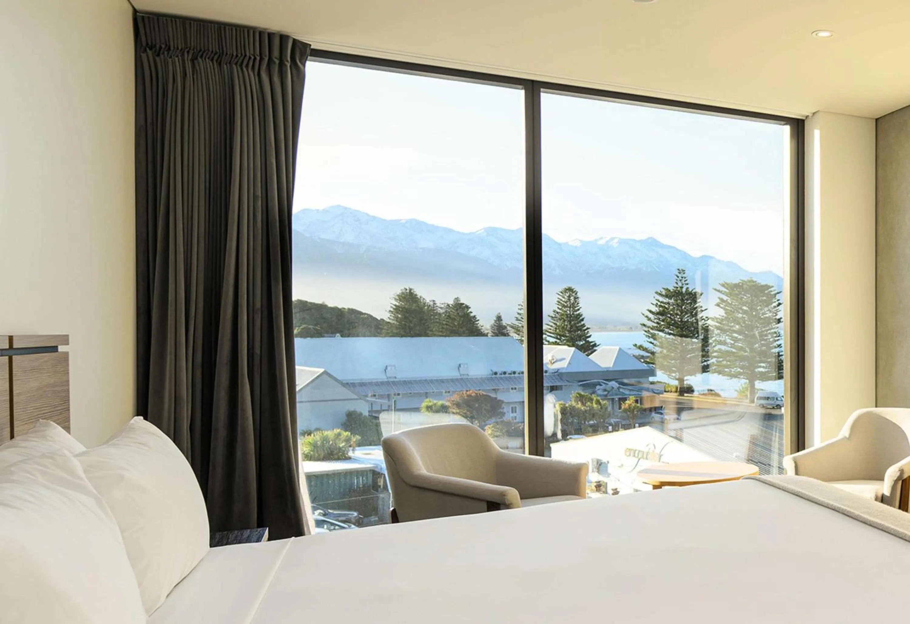 Bedroom, Bed in Sudima Kaikōura