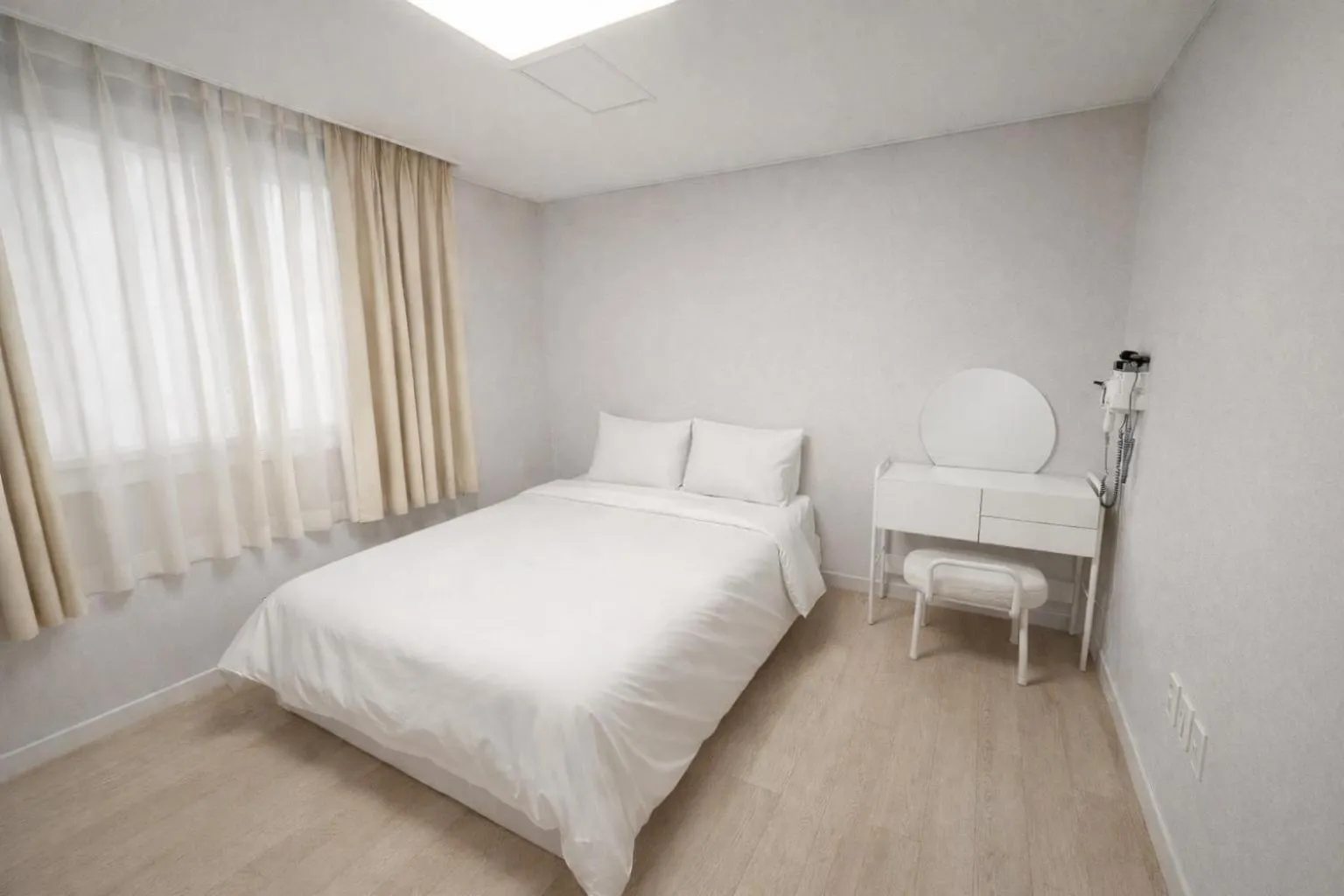 Bed in Moonbay Hotel