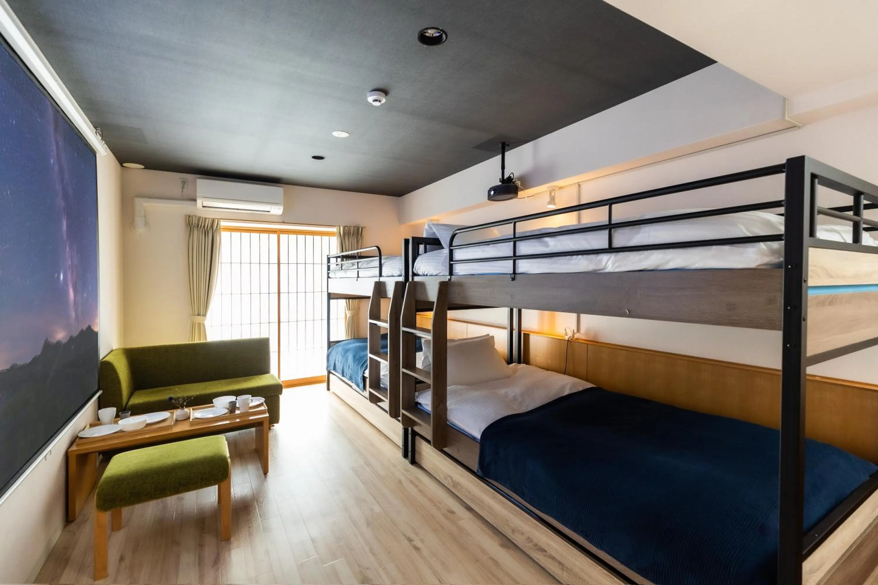 Photo of the whole room, Bed in Minn Shin-Osaka