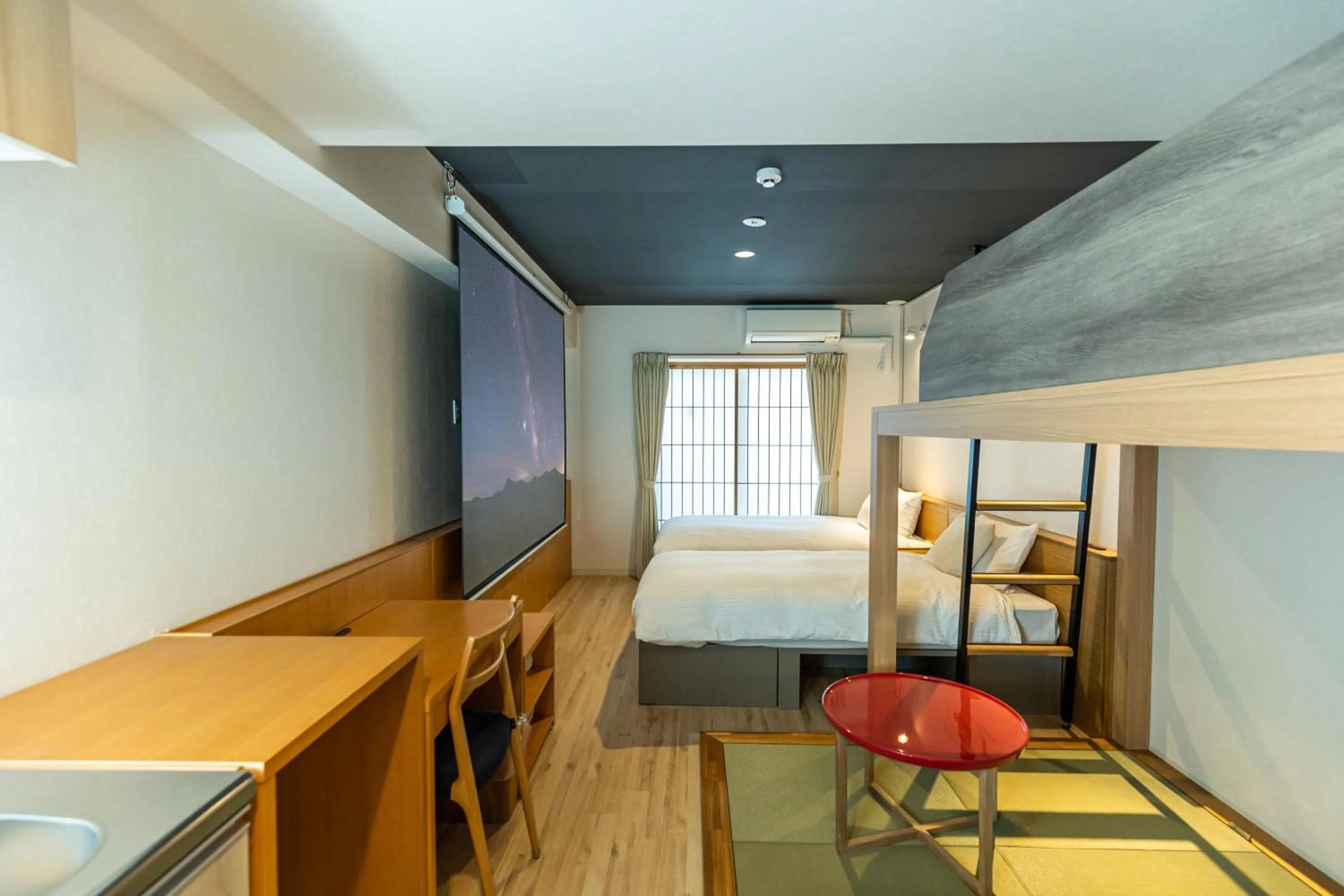 Photo of the whole room, Bed in Minn Shin-Osaka