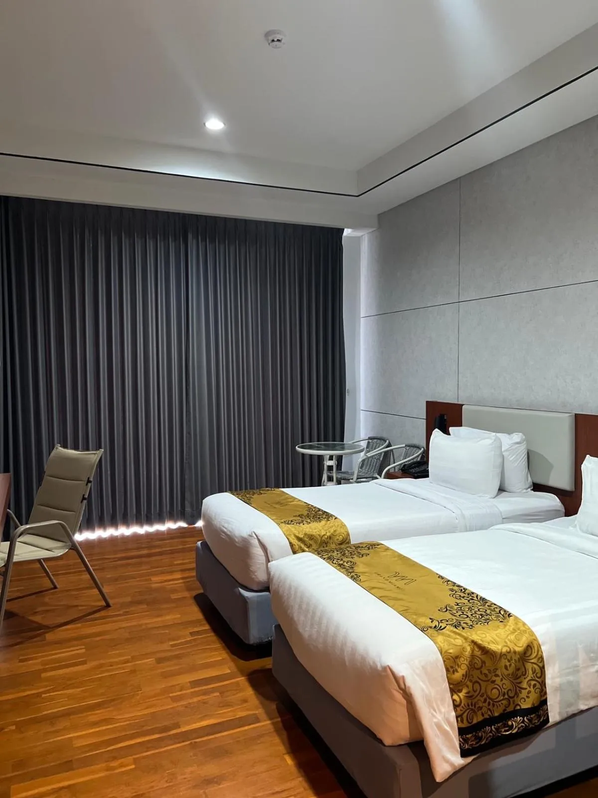 Bed in Grand Miami Hotel