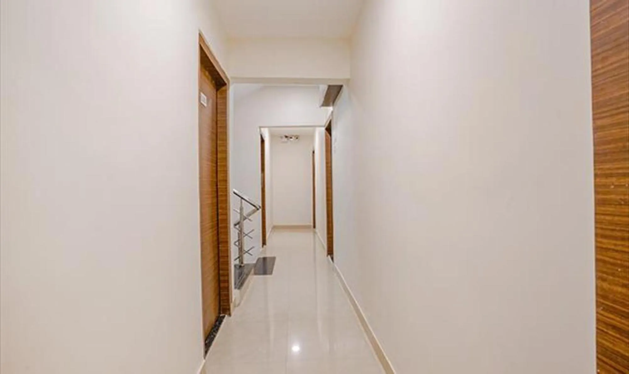 Lobby or reception in Via Royal Inn NS - Taluka