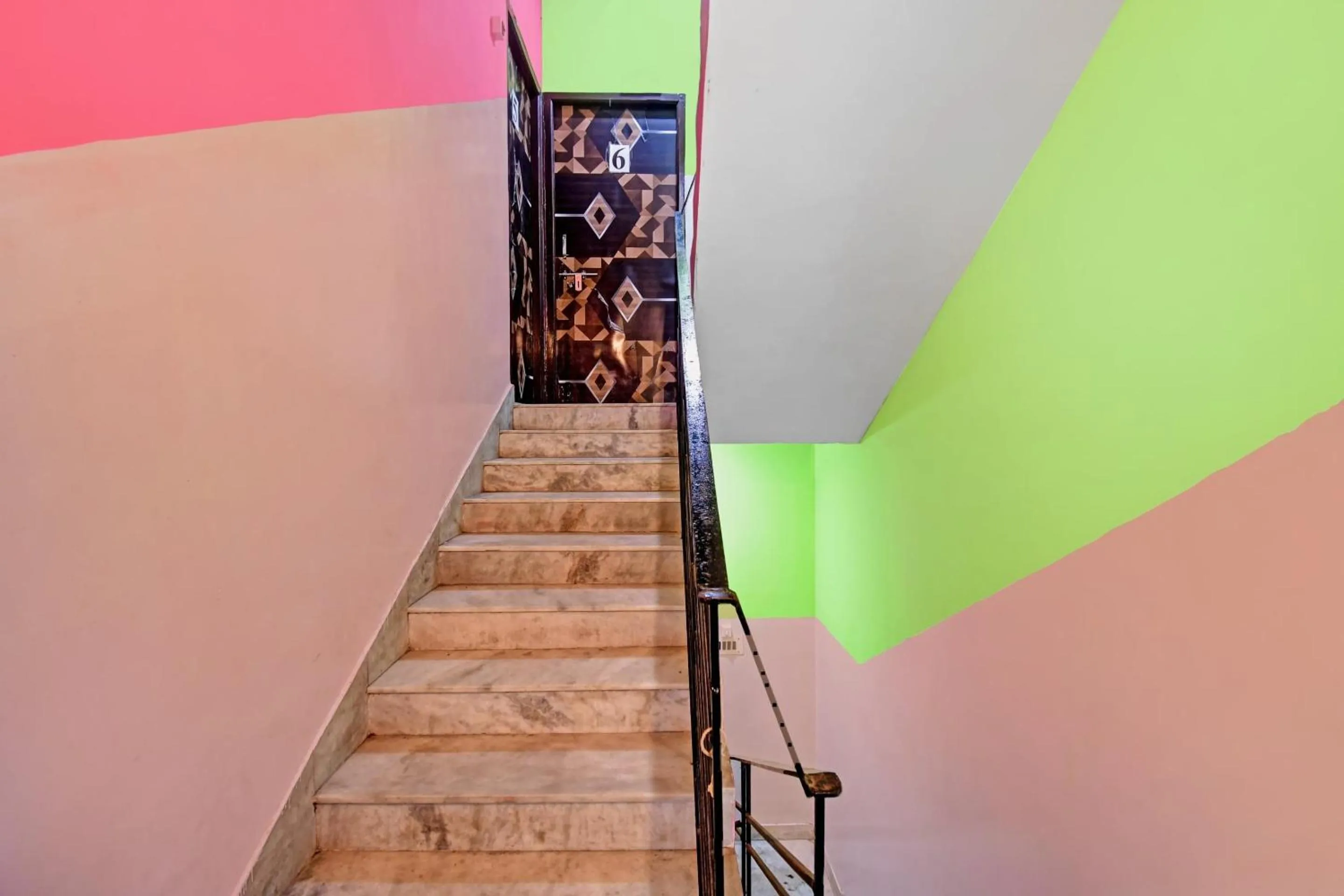 Facade/entrance in Hotel O Diamond Palace Guest House