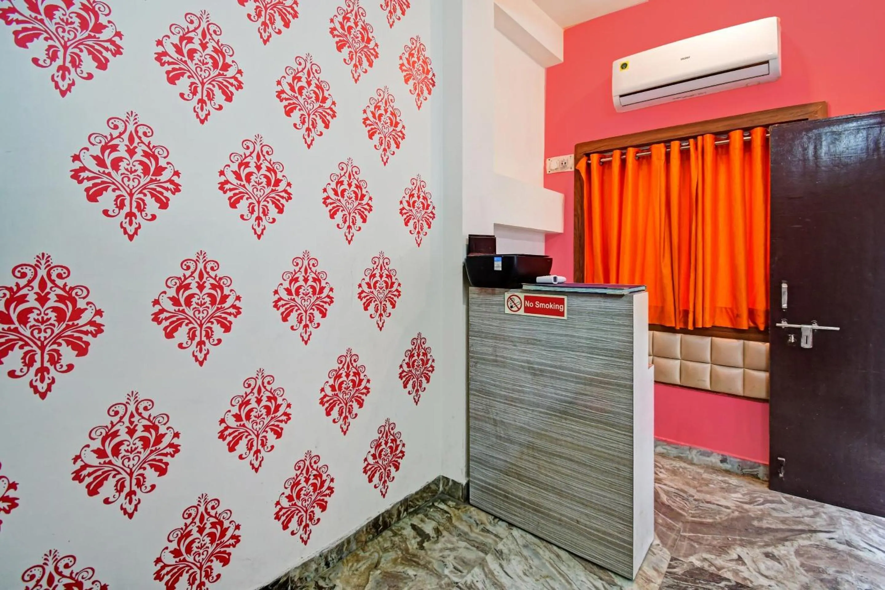 Lobby or reception in Hotel O Diamond Palace Guest House