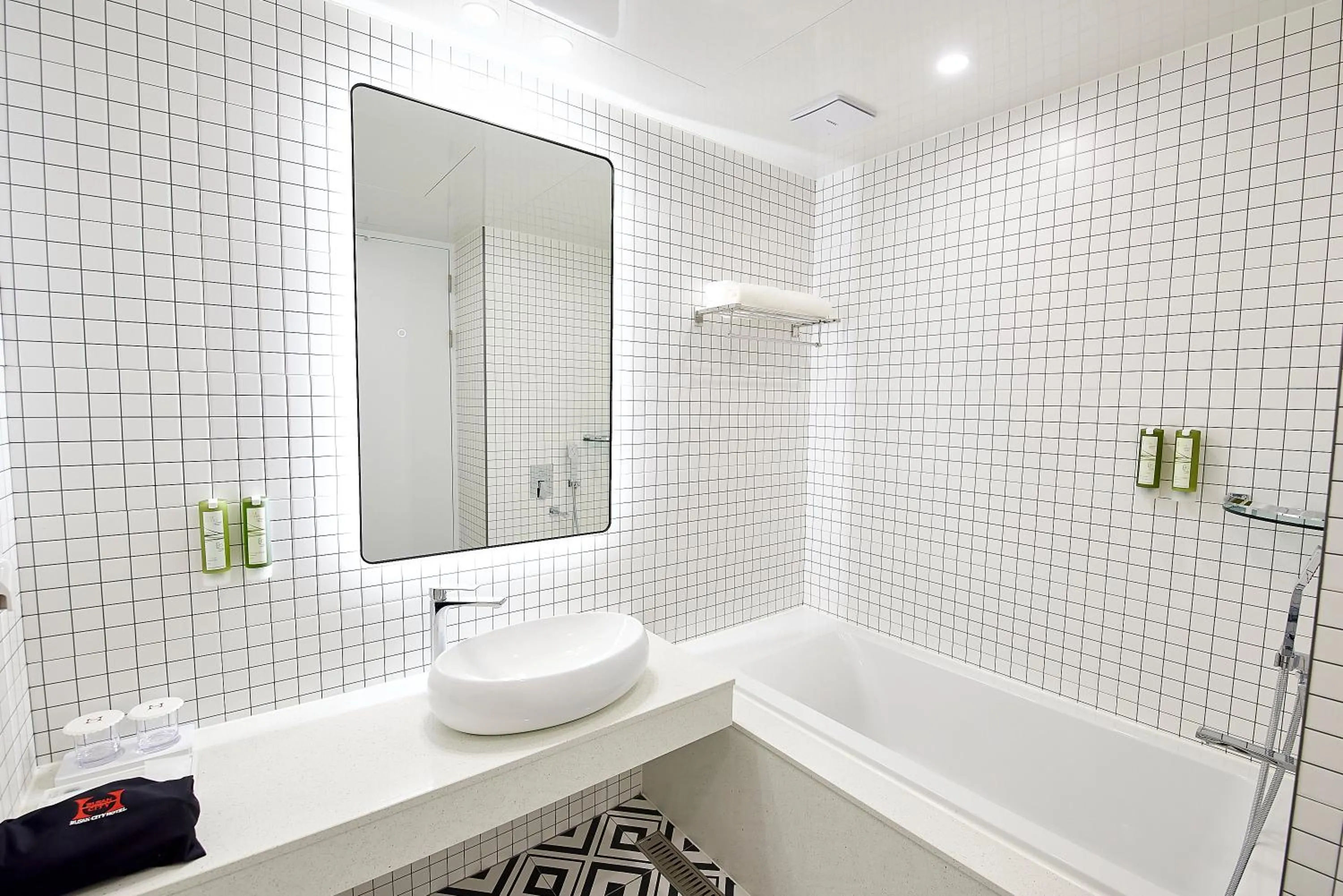 Shower in Busan City Hotel