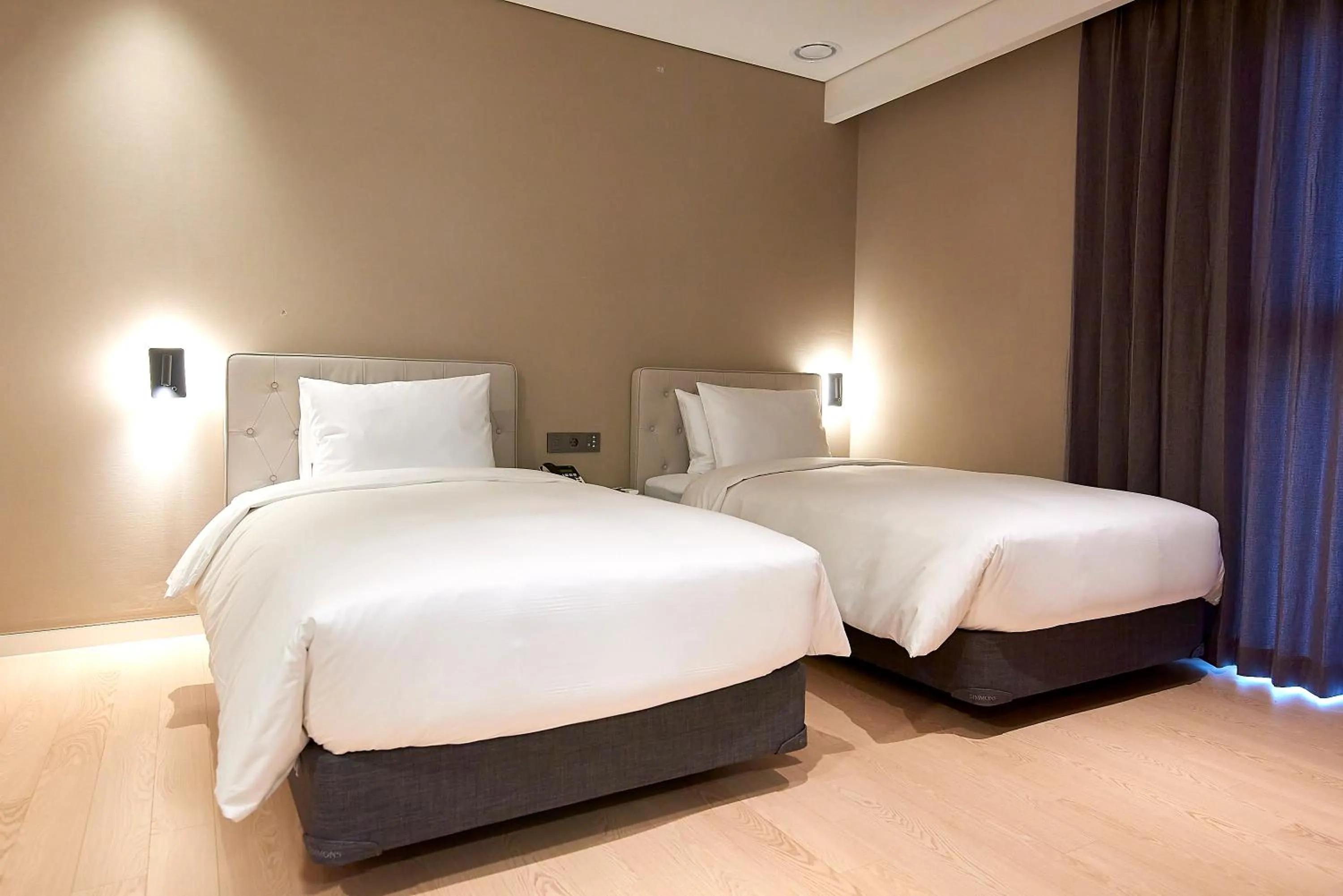 Bed in Busan City Hotel