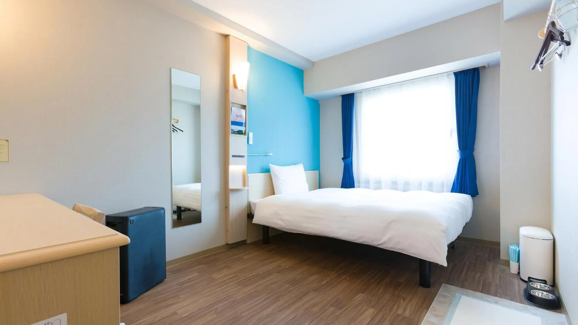 Bedroom, Bed in Toyoko Inn Fujisan Otsuki-eki