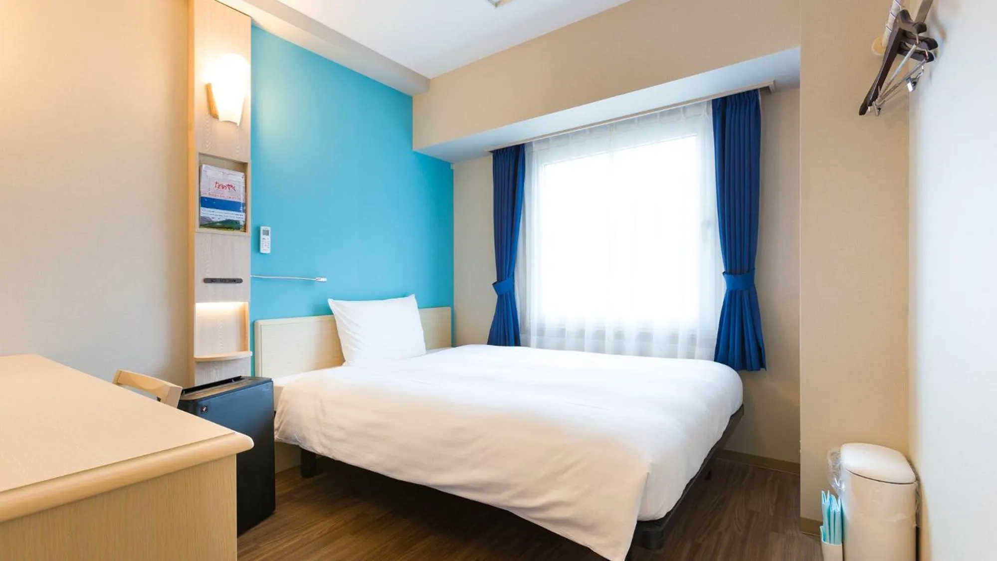 Bedroom, Bed in Toyoko Inn Fujisan Otsuki-eki