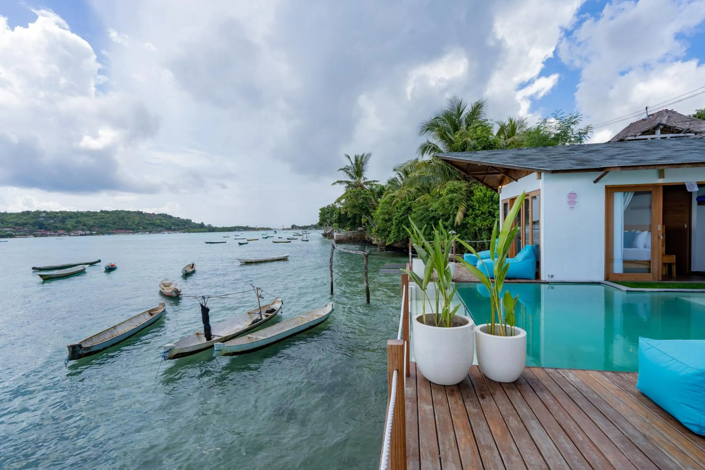 Property building in Indigo Blue Ceningan