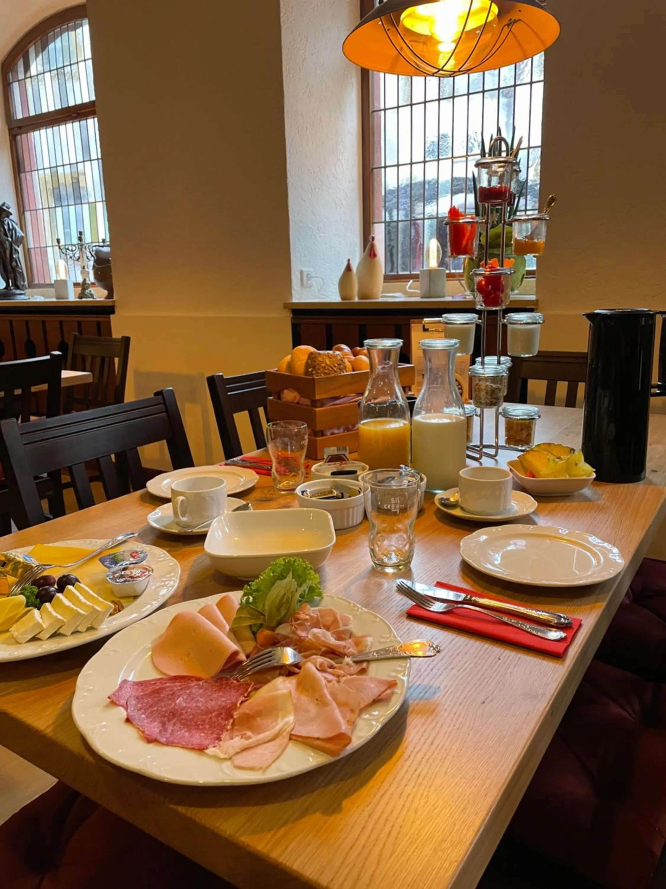 Breakfast in RATSKELLER Hotel & Restaurant