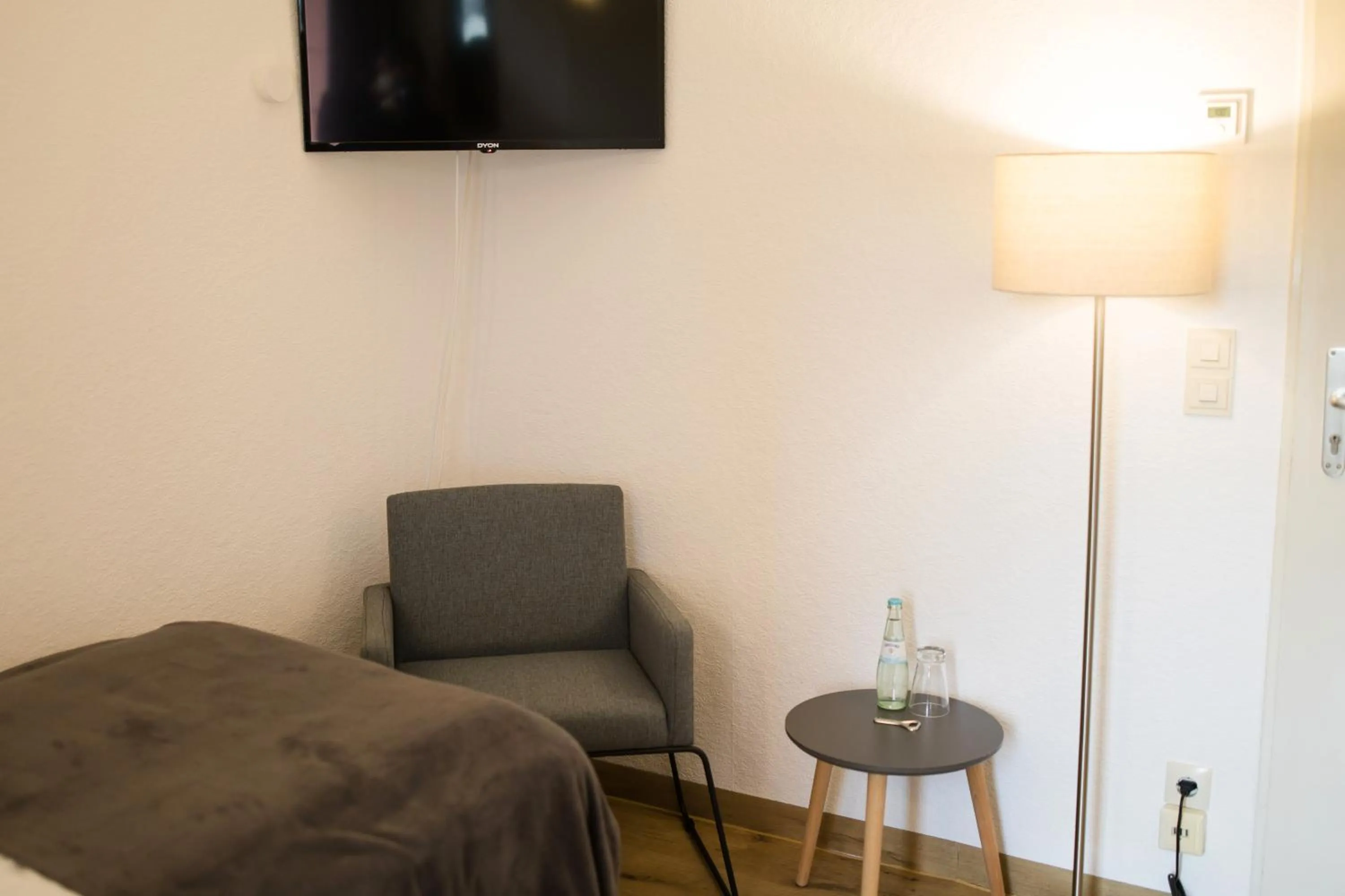 TV and multimedia, Bed in RATSKELLER Hotel & Restaurant