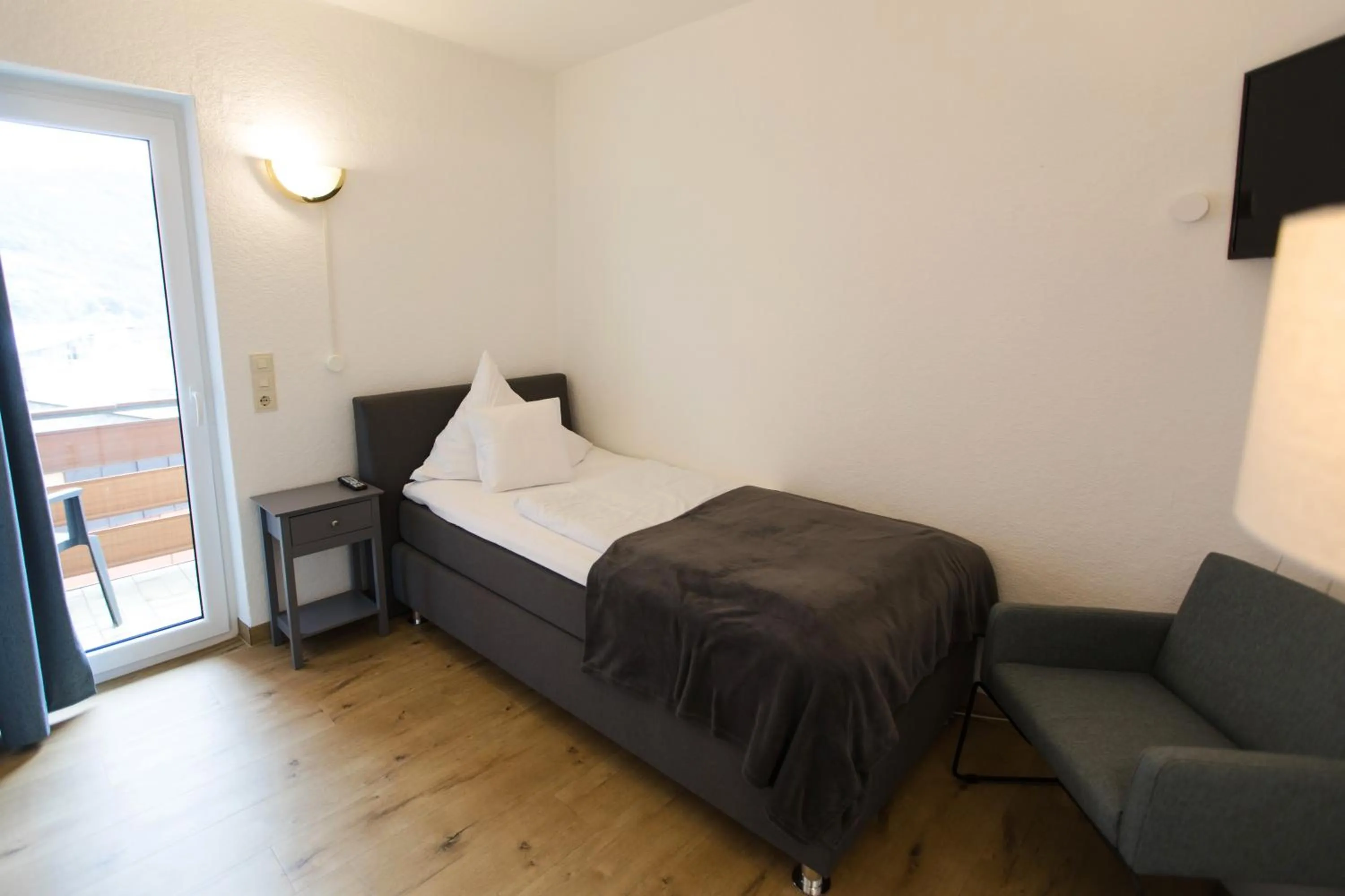 Photo of the whole room, Bed in RATSKELLER Hotel & Restaurant