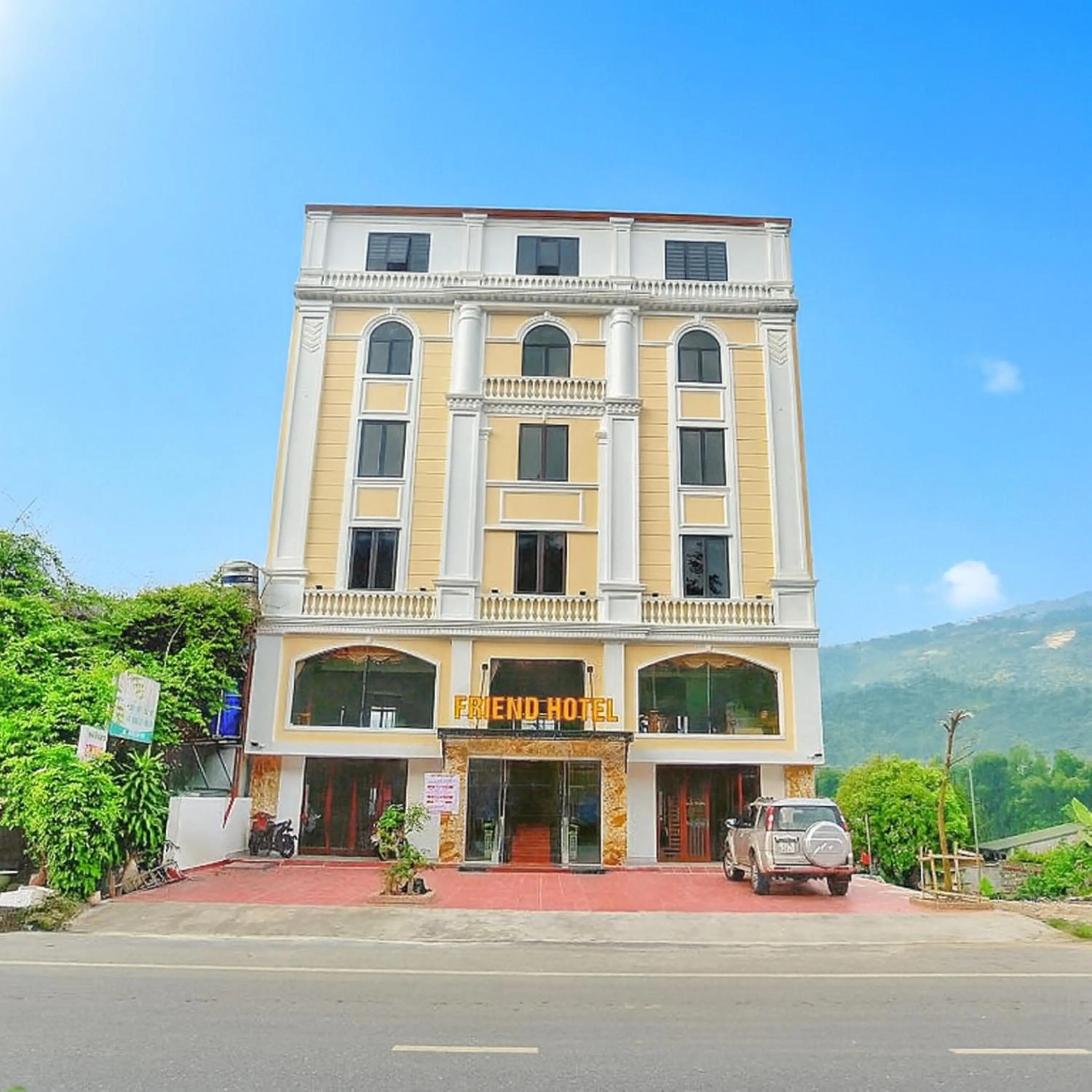 Property building in Friend Hotel Hà Giang