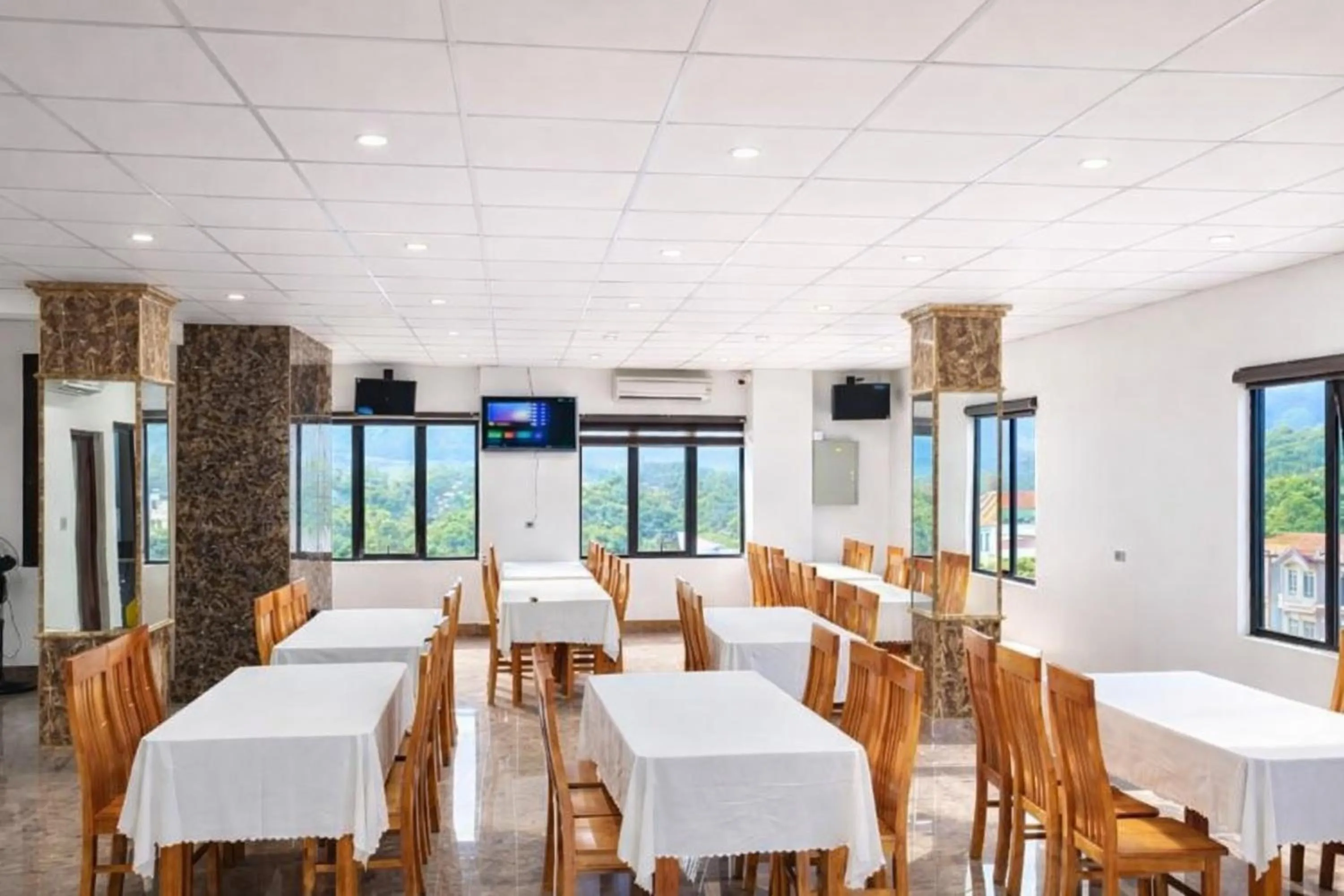 Restaurant/places to eat in Friend Hotel Hà Giang