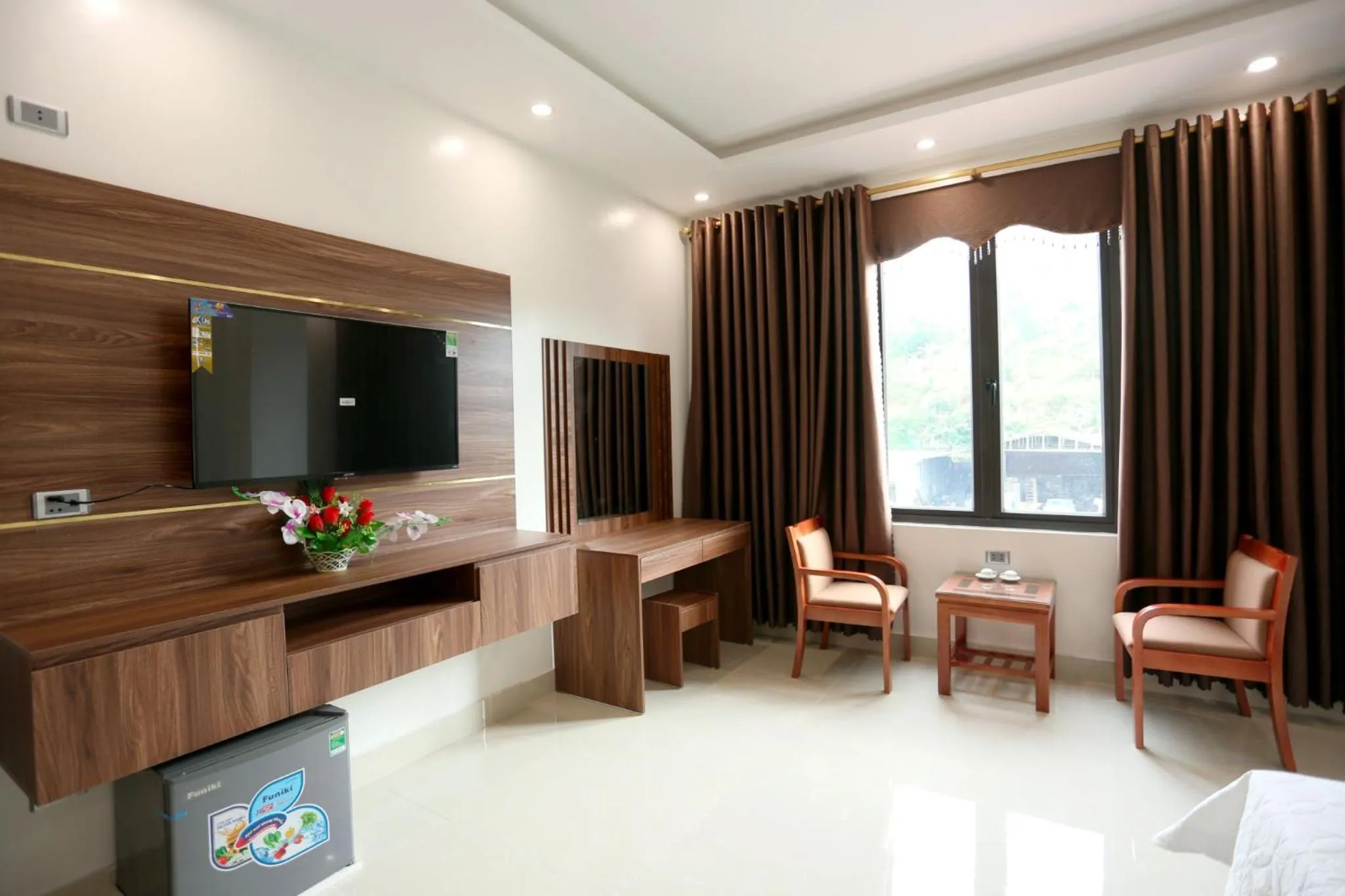 Communal lounge/ TV room in Friend Hotel Hà Giang