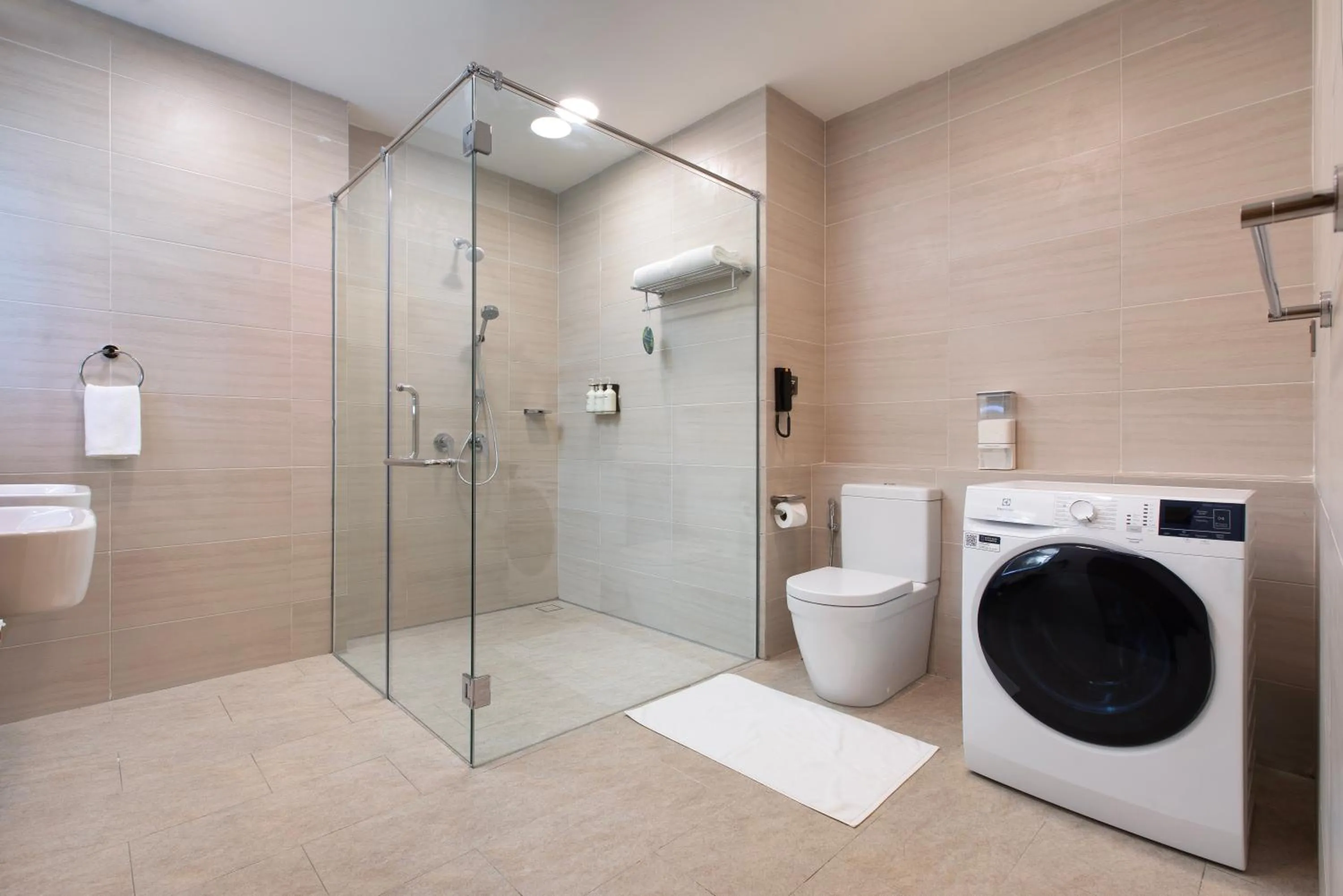 Toilet in St Giles Southkey