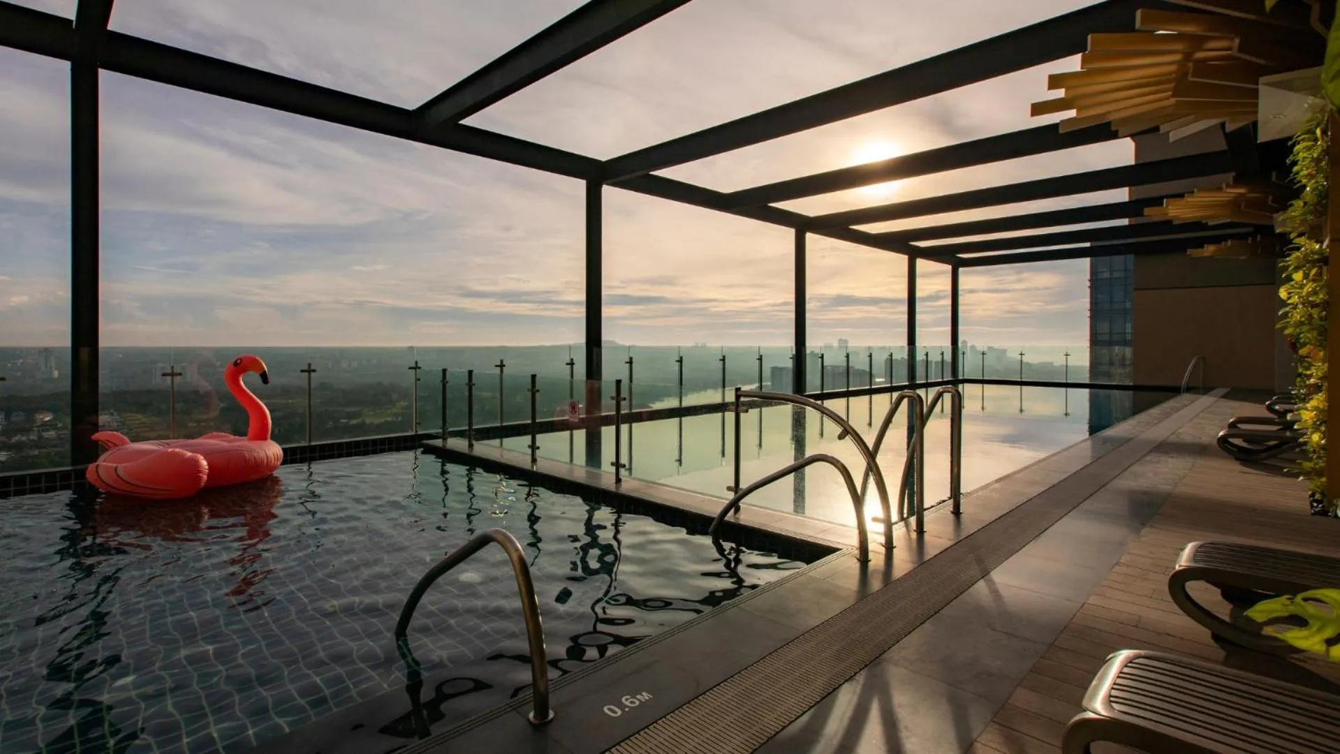 Swimming pool in St Giles Southkey