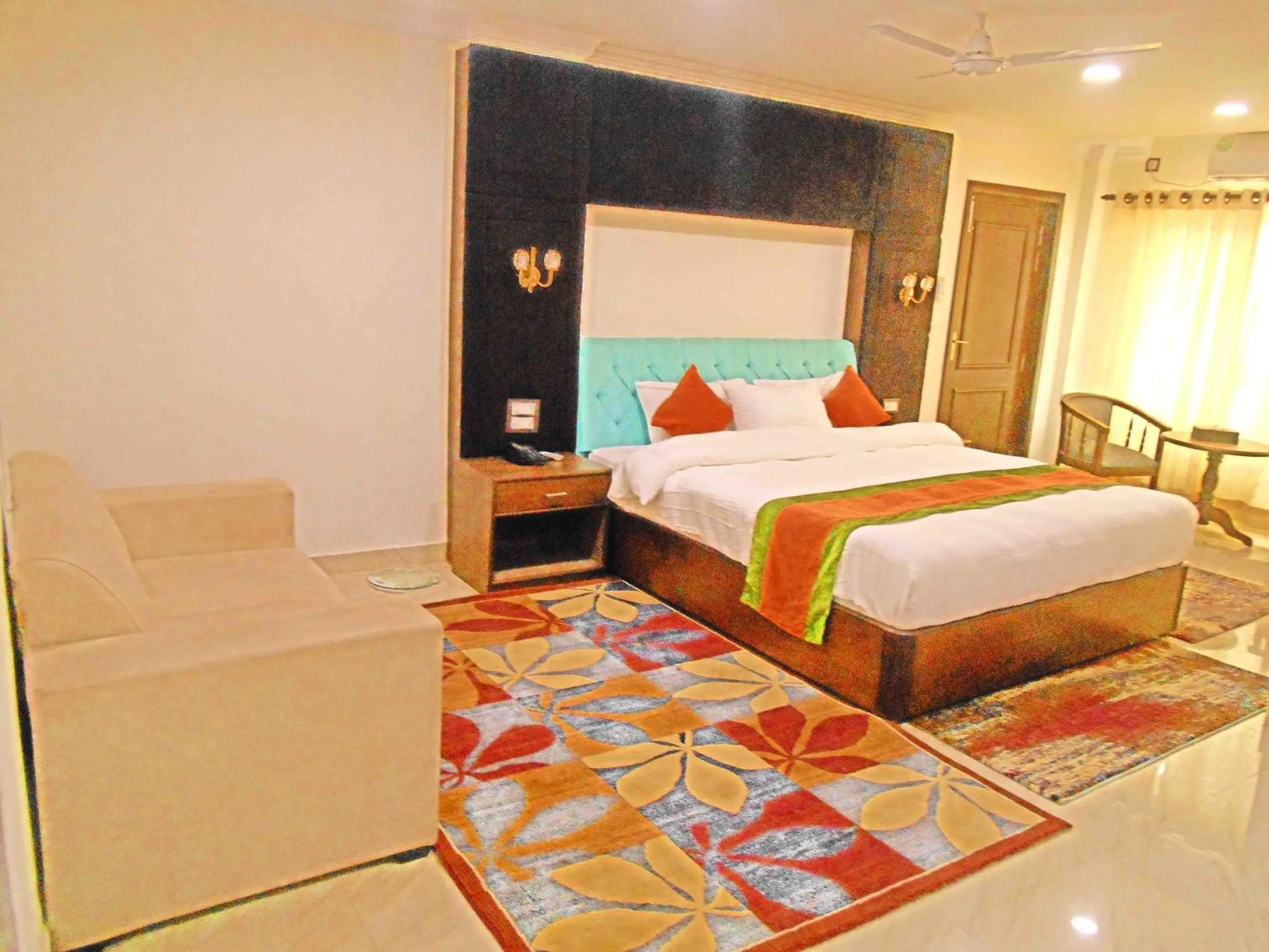 Bedroom, Bed in Gautam Buddha International Hotel