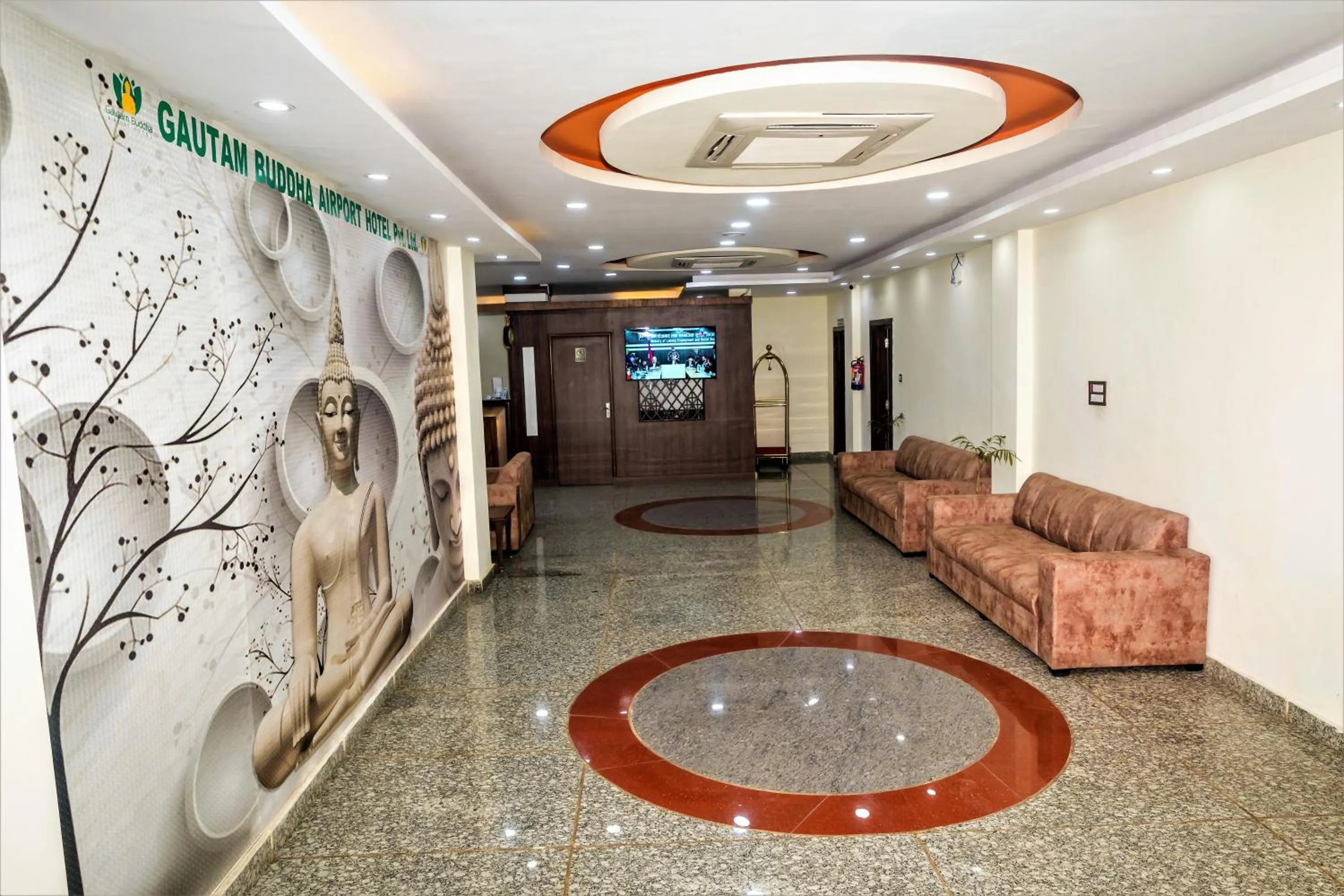 Lobby or reception in Gautam Buddha International Hotel