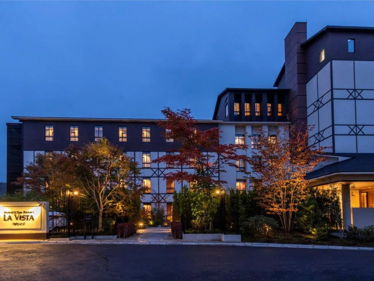 Property building in La Vista Kusatsu Hills