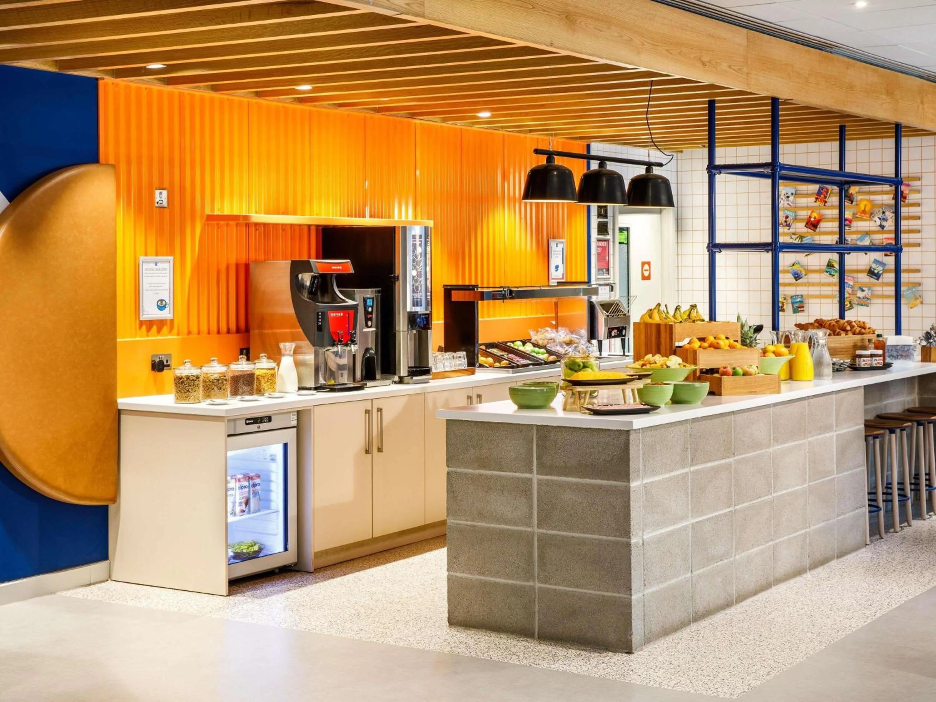 Property building in ibis budget Manchester Airport T2