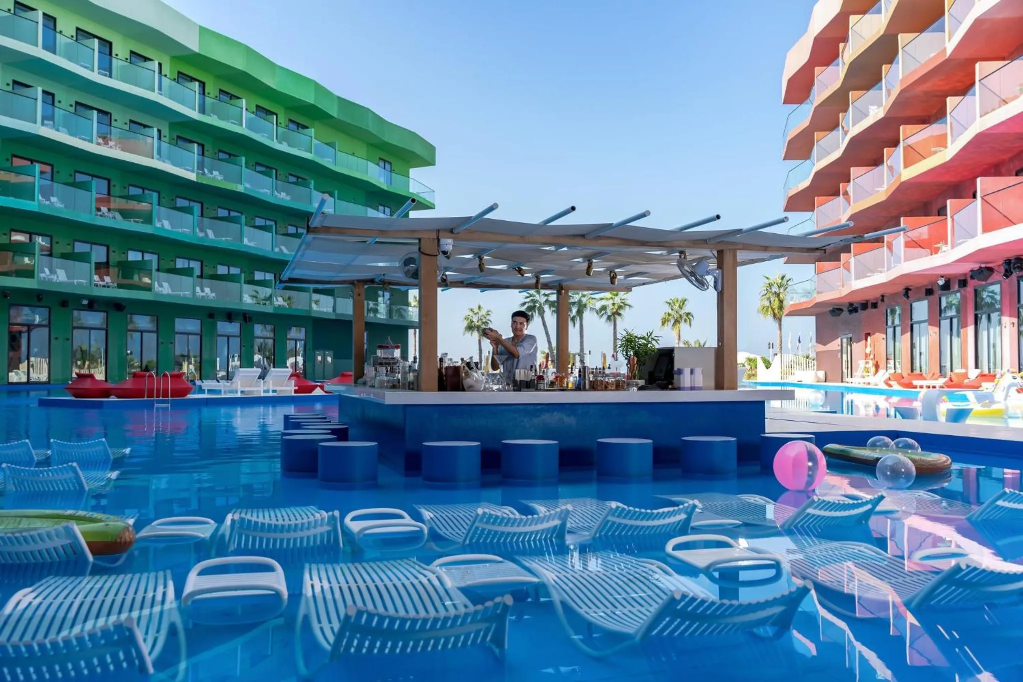 Restaurant/places to eat in Voco Dubai Monaco, The Heart of Europe by IHG-Adult only