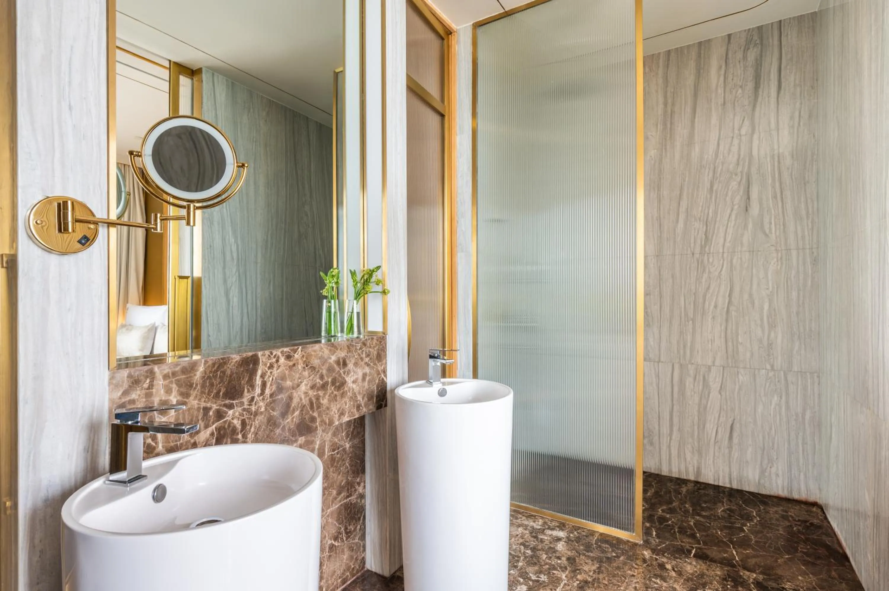 Shower in Voco Dubai Monaco, The Heart of Europe by IHG-Adult only