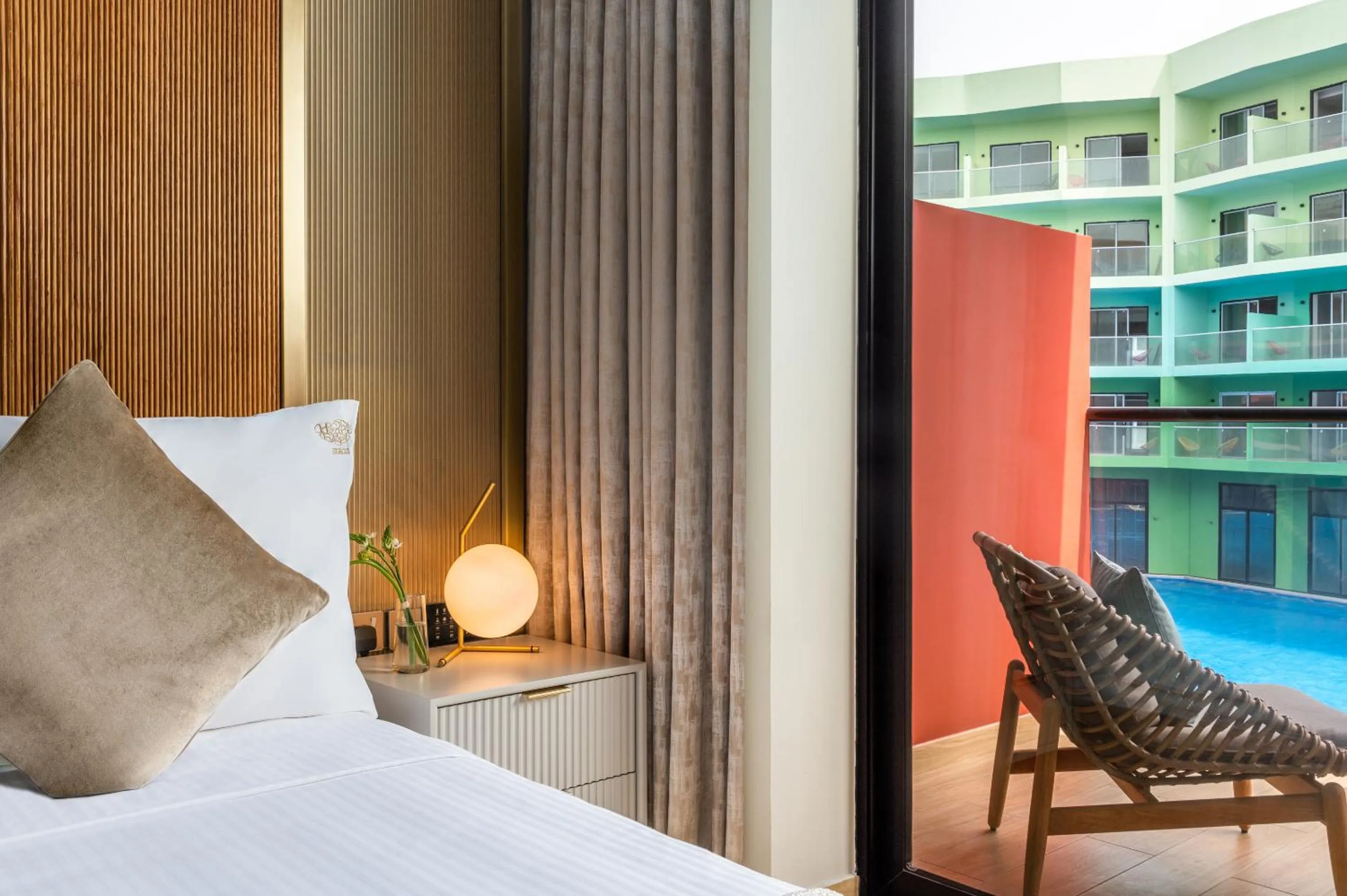 Bed in Voco Dubai Monaco, The Heart of Europe by IHG-Adult only