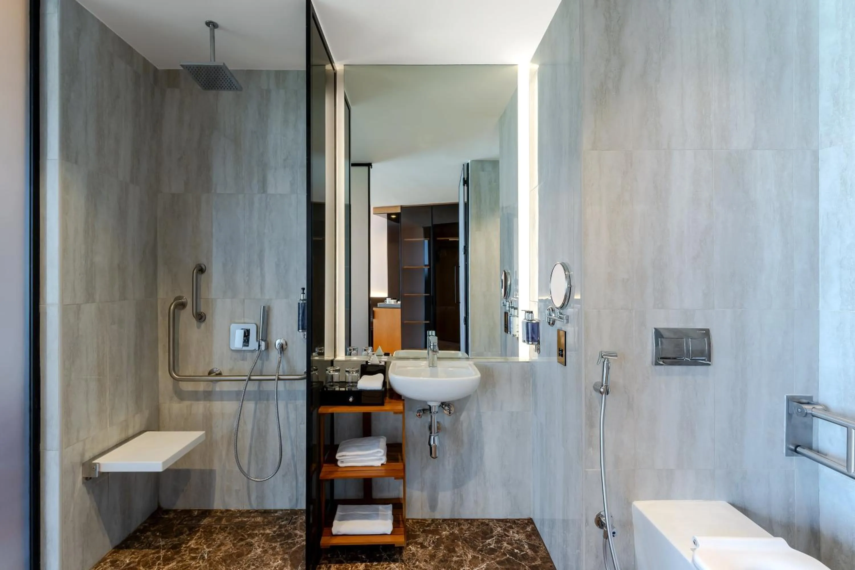 Bathroom in Voco Dubai Monaco, The Heart of Europe by IHG-Adult only