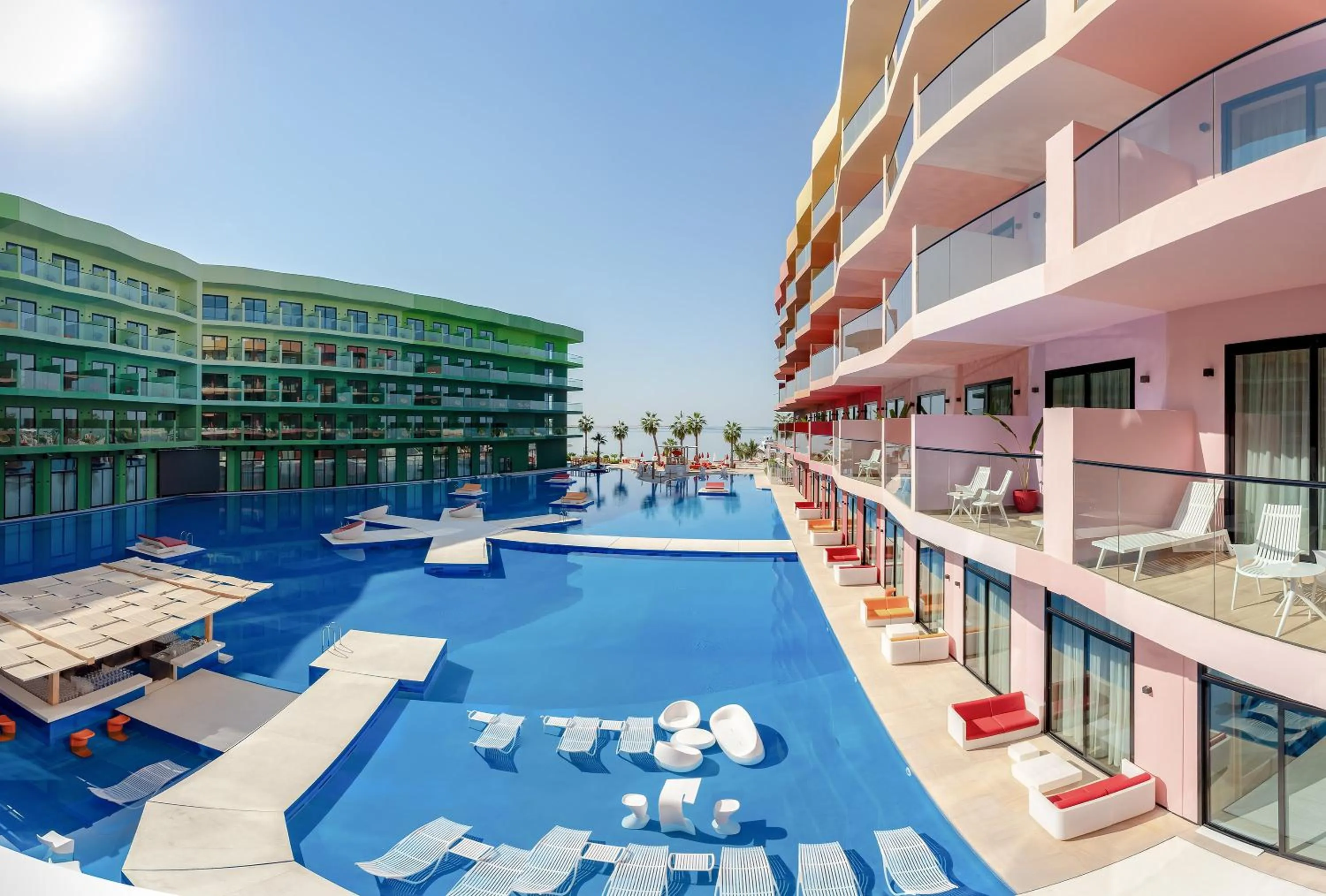 Photo of the whole room in Voco Dubai Monaco, The Heart of Europe by IHG-Adult only