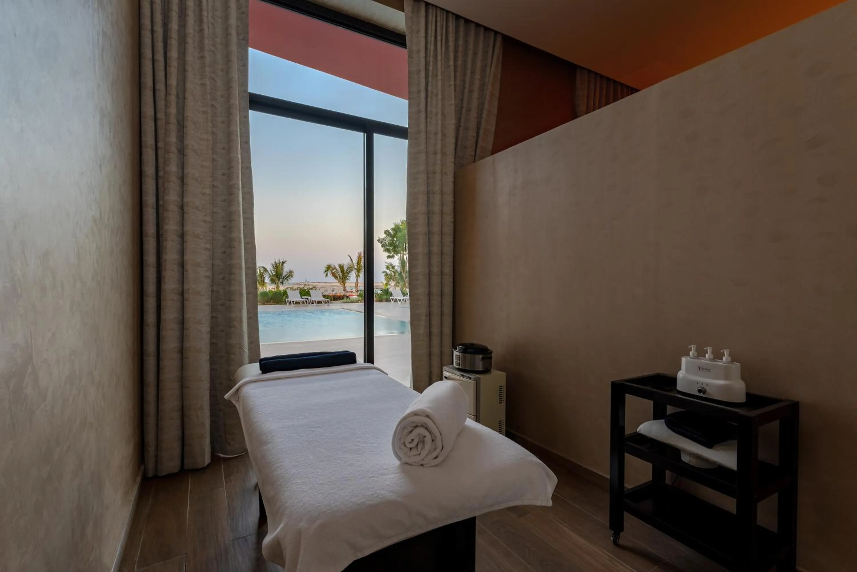 Spa and wellness centre/facilities, Bed in Voco Dubai Monaco, The Heart of Europe by IHG-Adult only