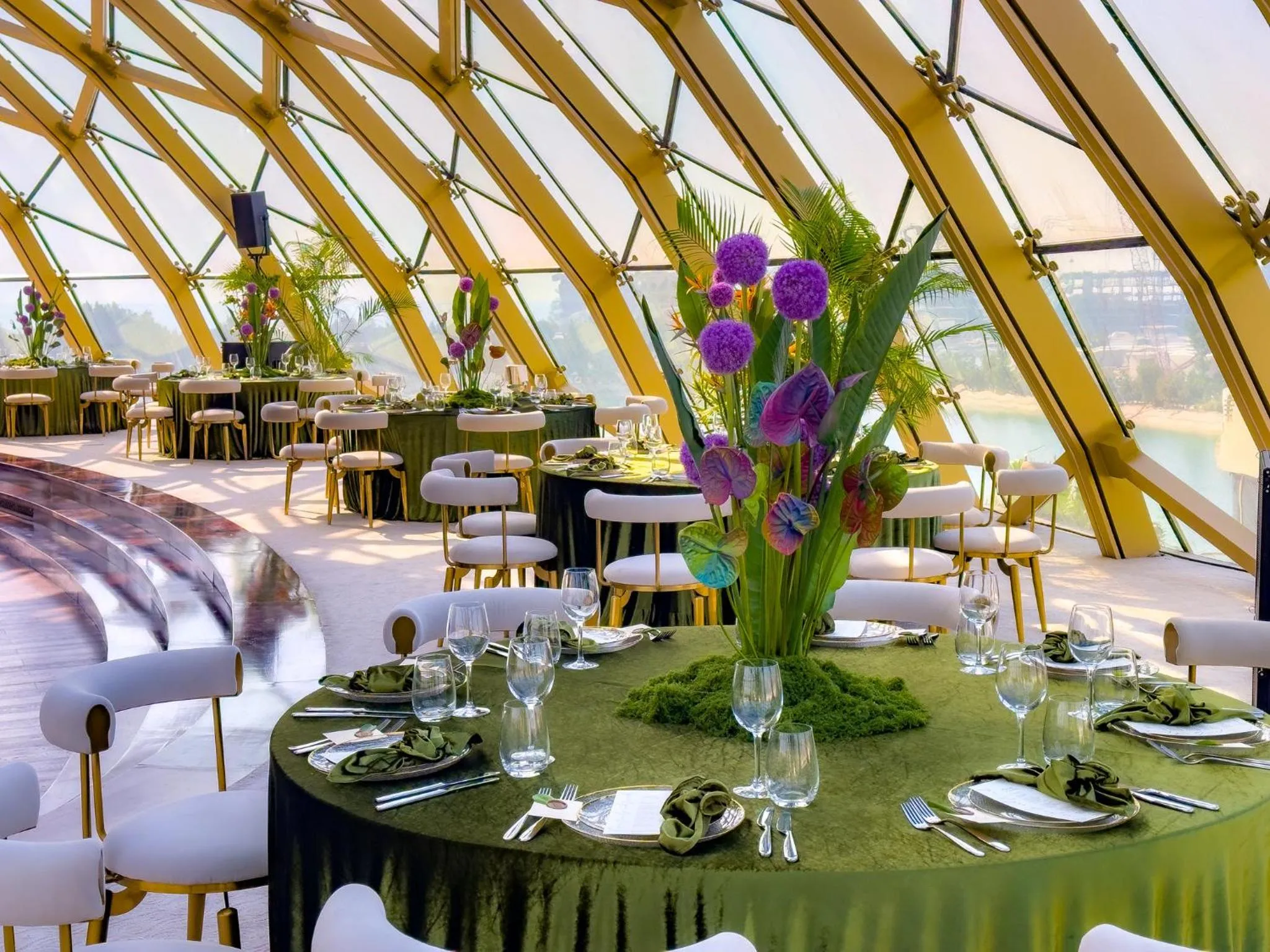 Meeting/conference room in Voco Dubai Monaco, The Heart of Europe by IHG-Adult only