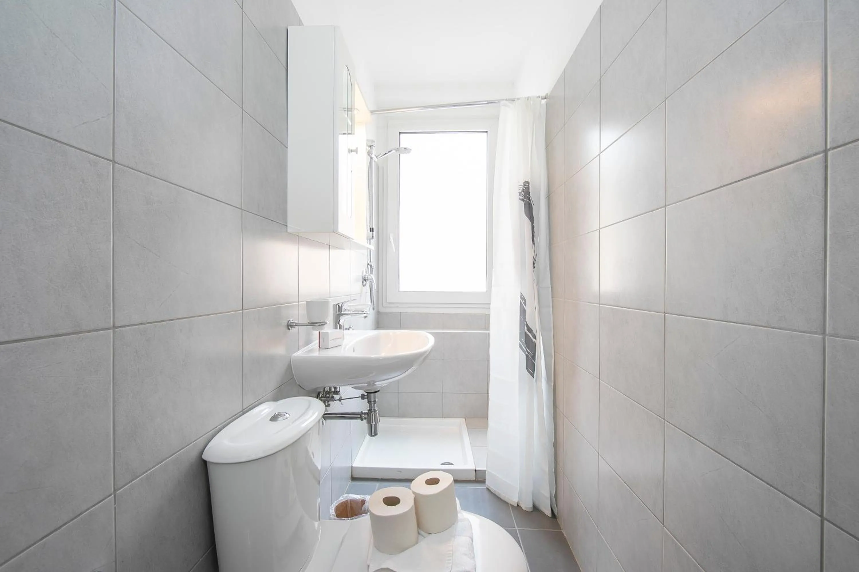 Bathroom in Casa Glicine - Happy Rentals