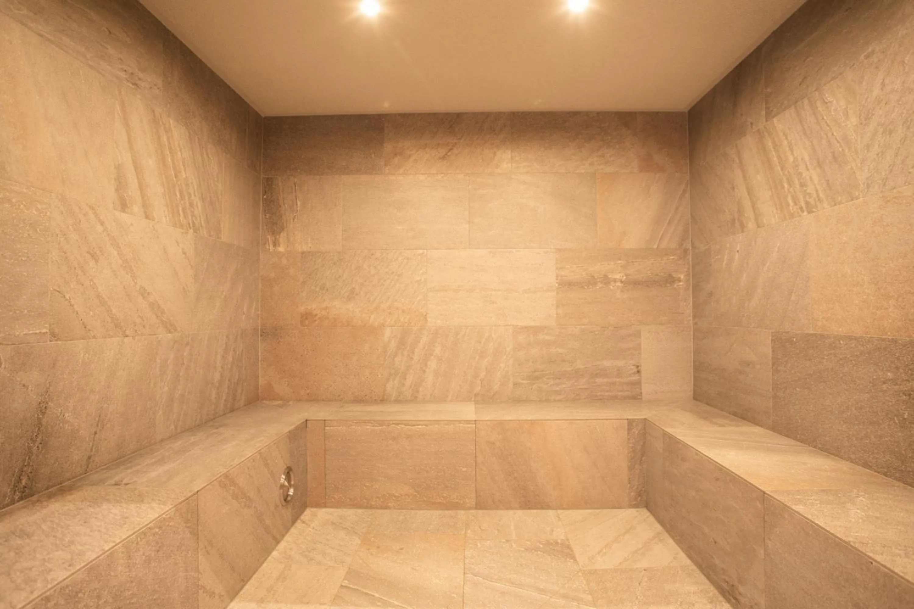 Spa and wellness centre/facilities in Hotel Arlmont 4 Stern Superior