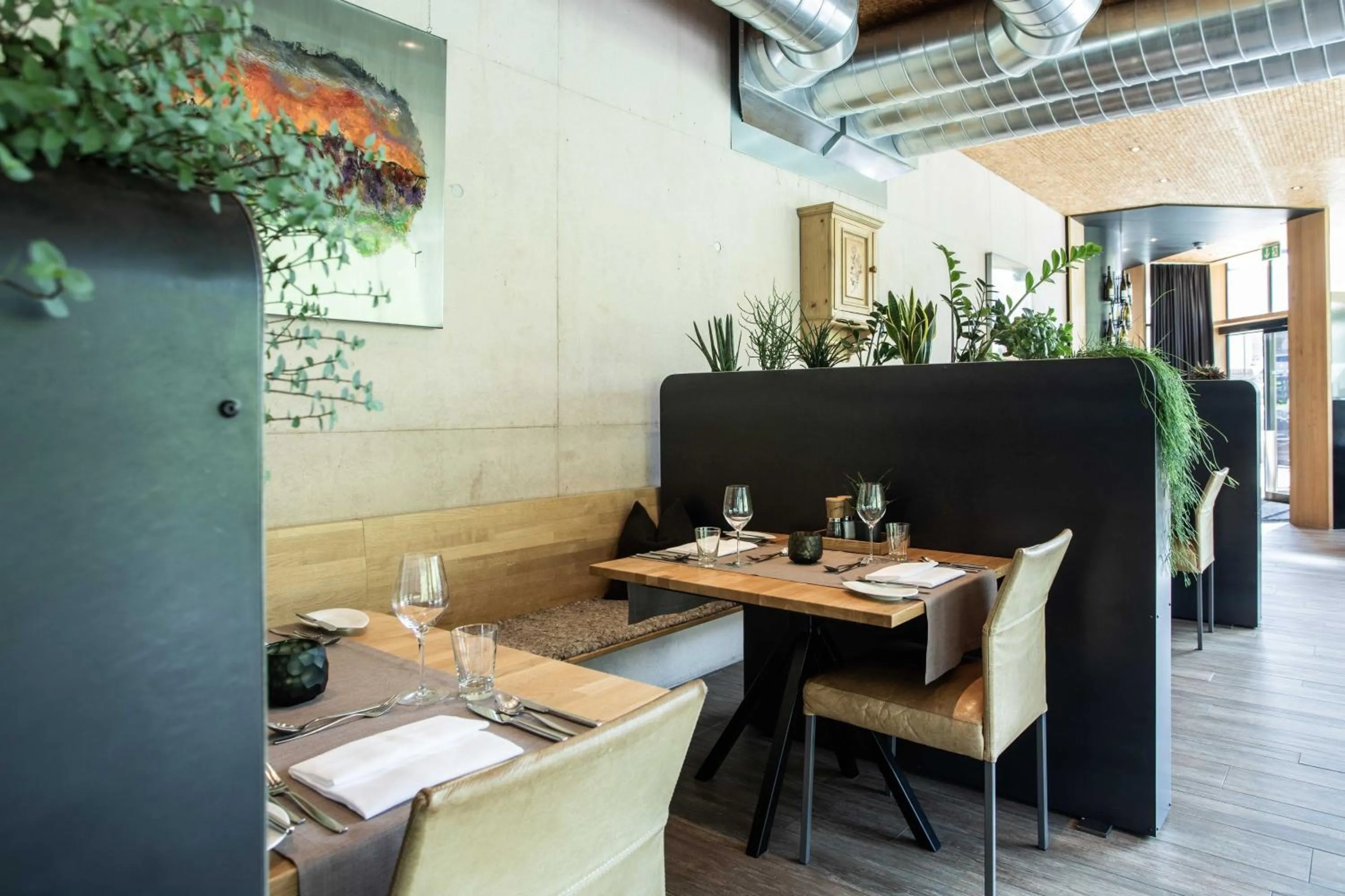 Restaurant/places to eat in Hotel Arlmont 4 Stern Superior