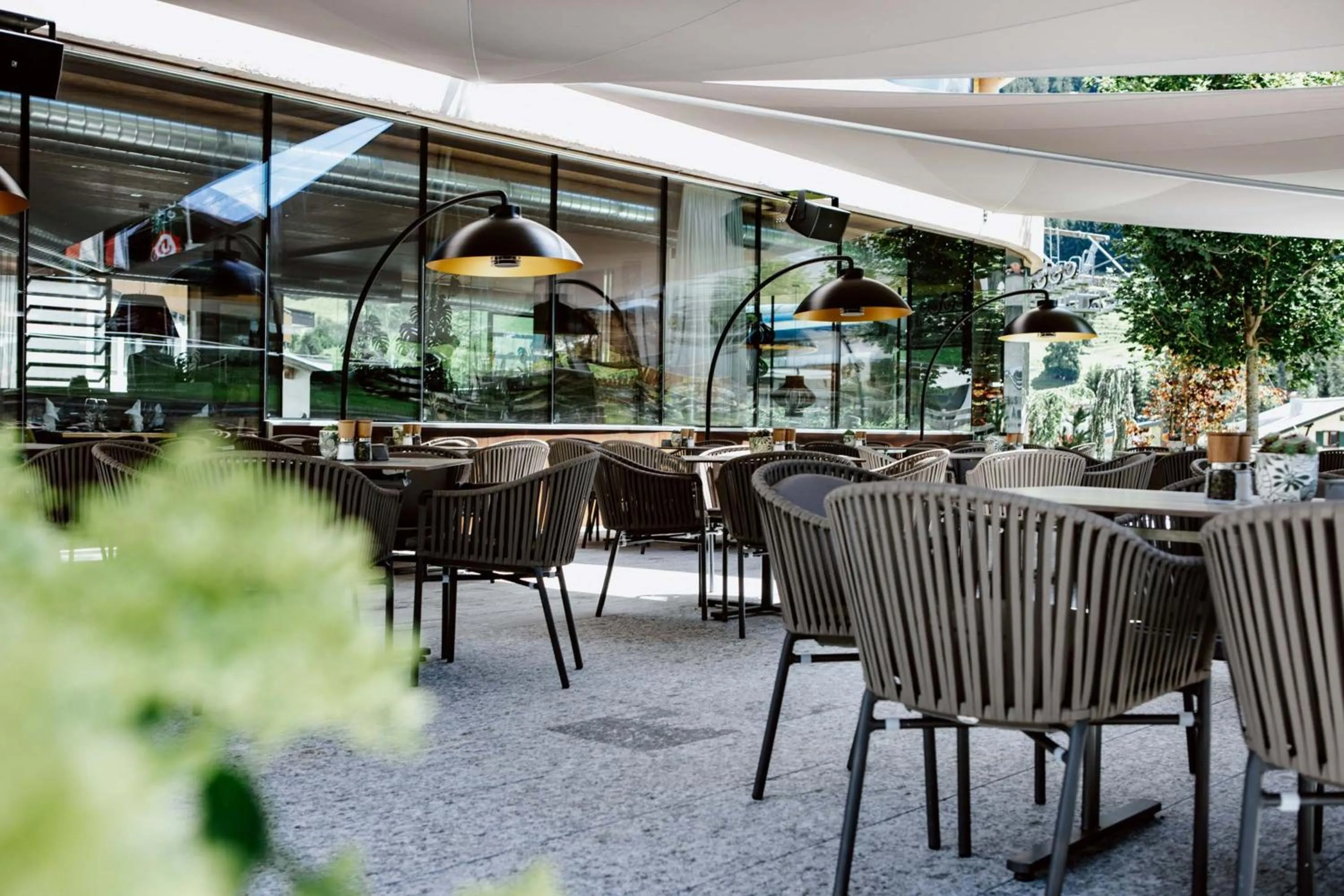 Restaurant/places to eat in Hotel Arlmont 4 Stern Superior