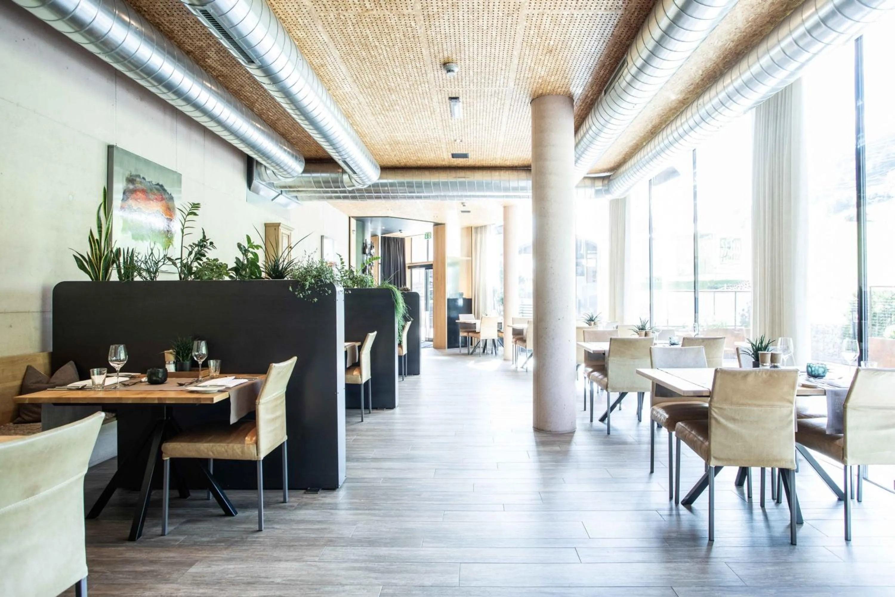 Restaurant/places to eat in Hotel Arlmont 4 Stern Superior