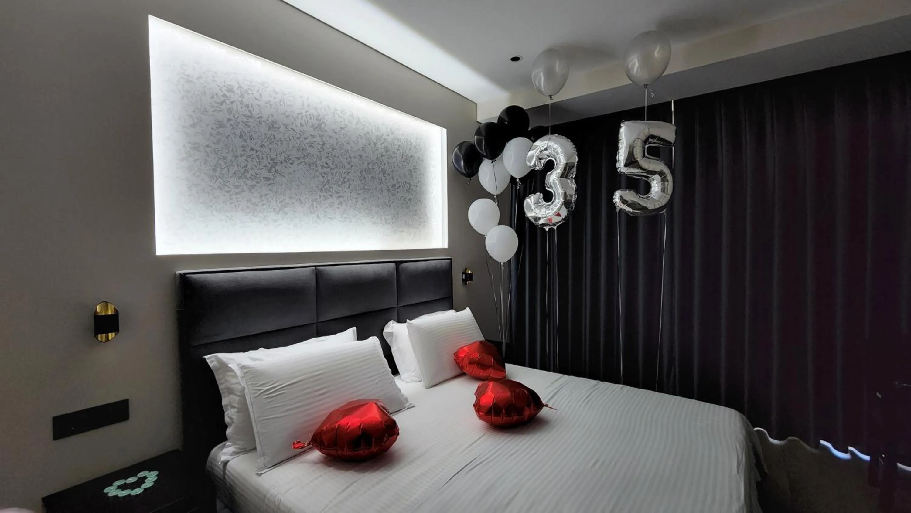 Bird's eye view, Bed in Imperator Hotel