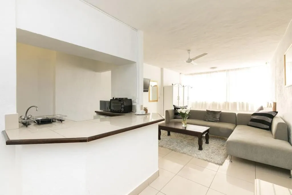 Kitchen or kitchenette in Inn & Out Sandton Park