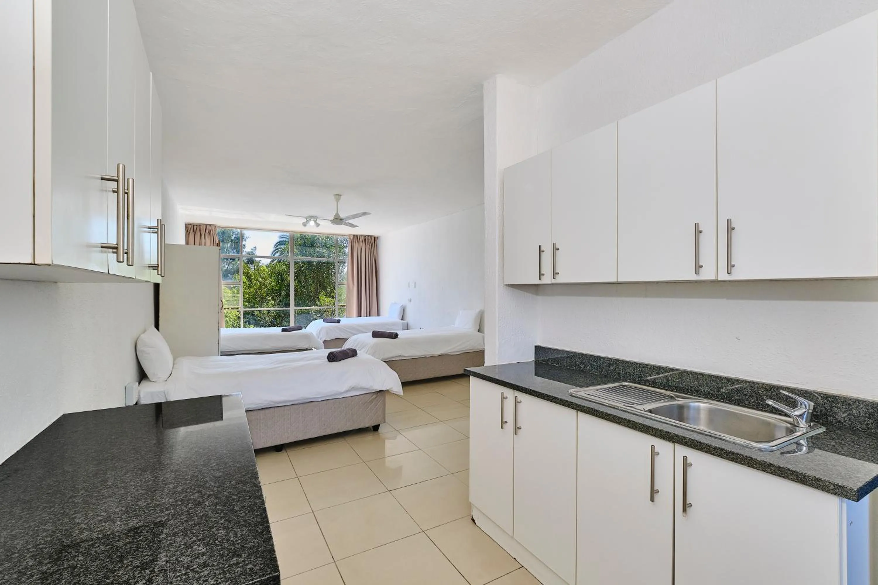 Inn & Out Sandton Park