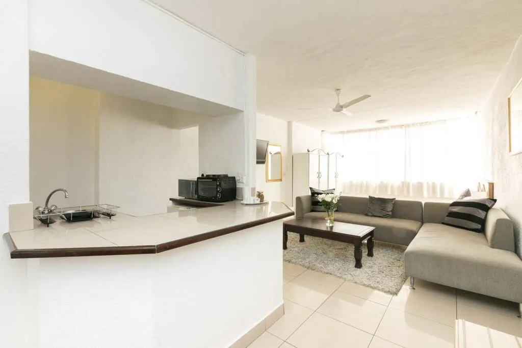 Kitchen or kitchenette in Inn & Out Sandton Park