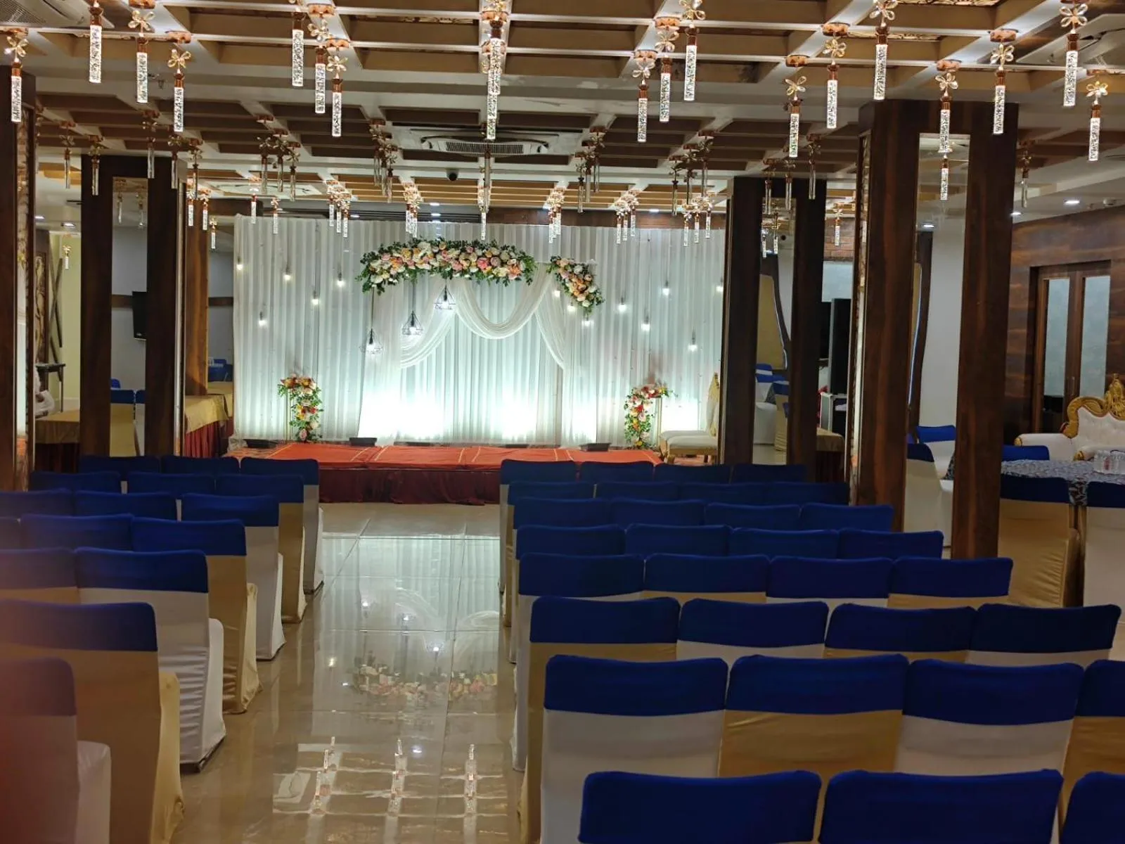 Banquet/Function facilities in PRIME LAND