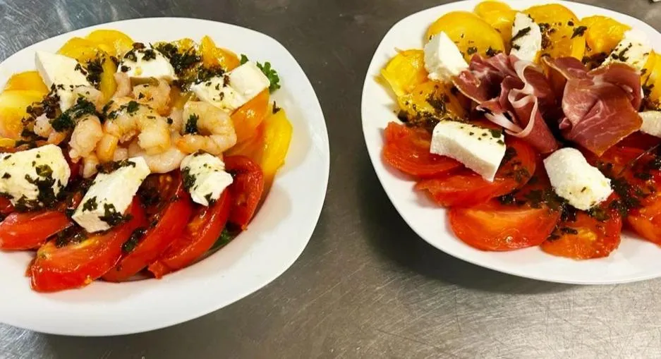 Restaurant/places to eat in La Côte de Lumière